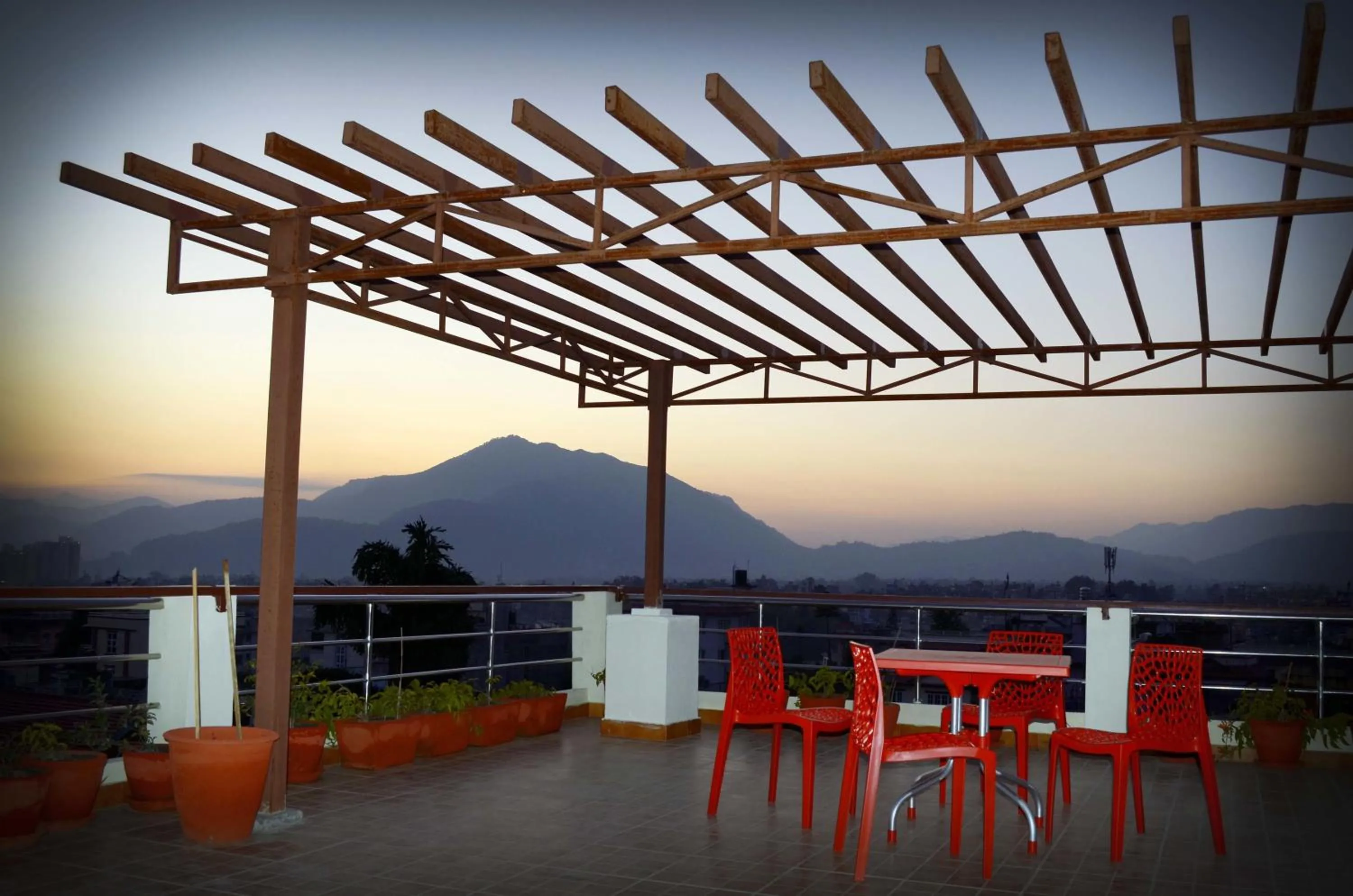 Restaurant/places to eat in Nirvana Home