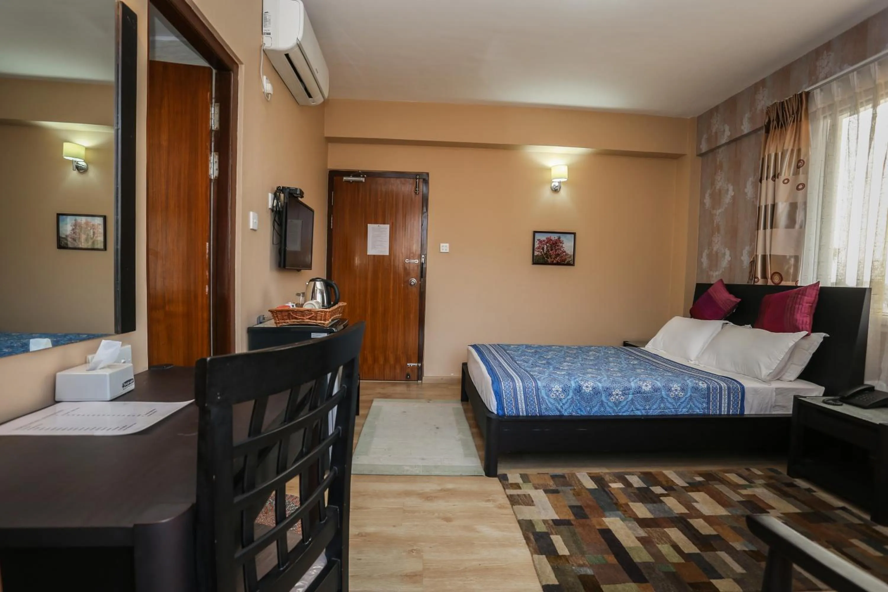 Area and facilities in Nirvana Home