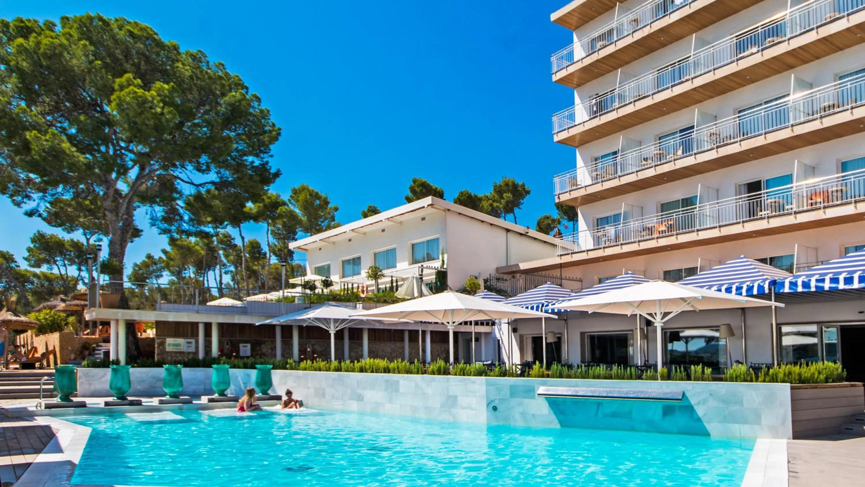 Property building in Hotel Coronado Thalasso & Spa