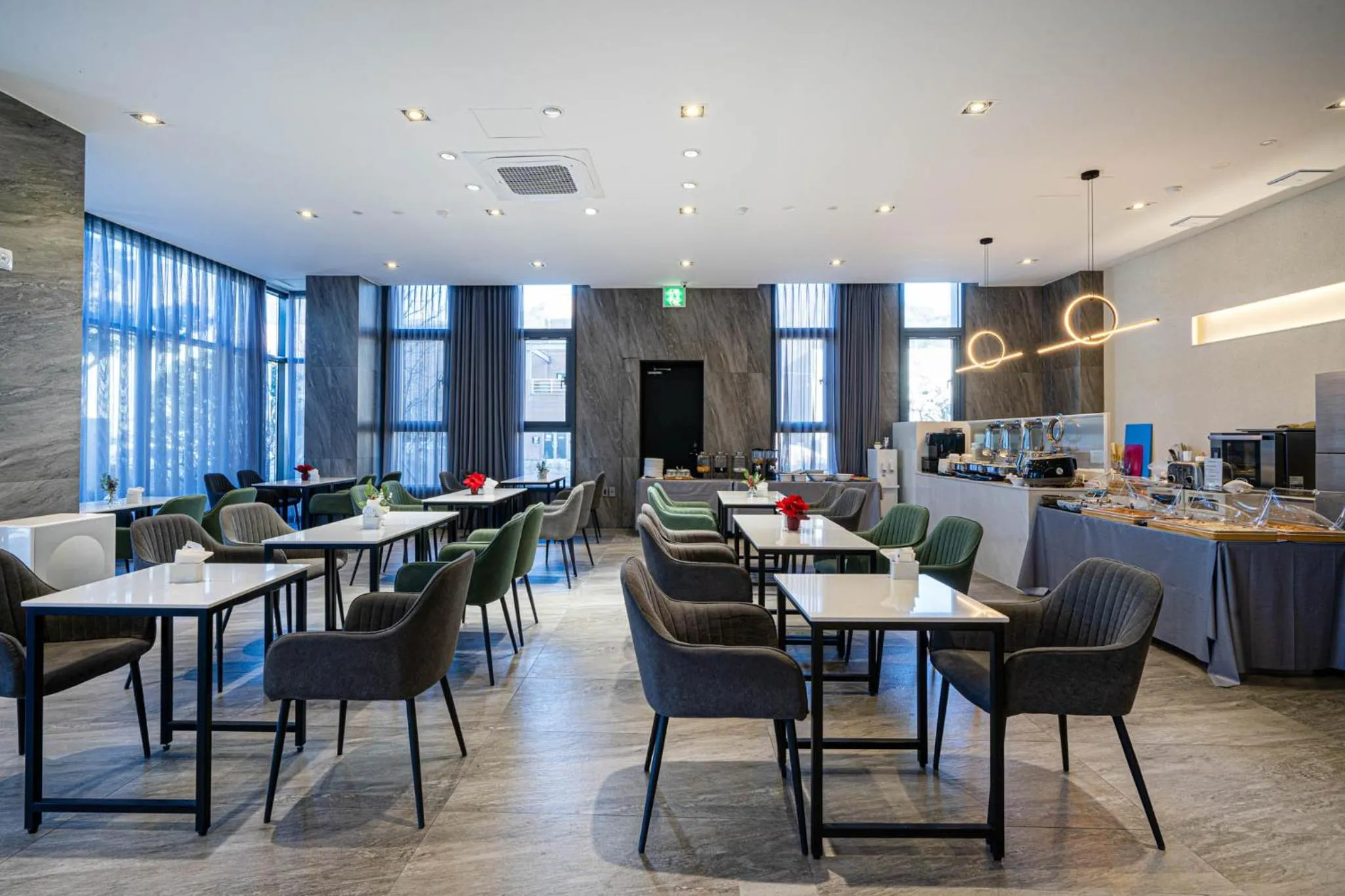 Breakfast in The Western Busan Hotel By STAYNEO