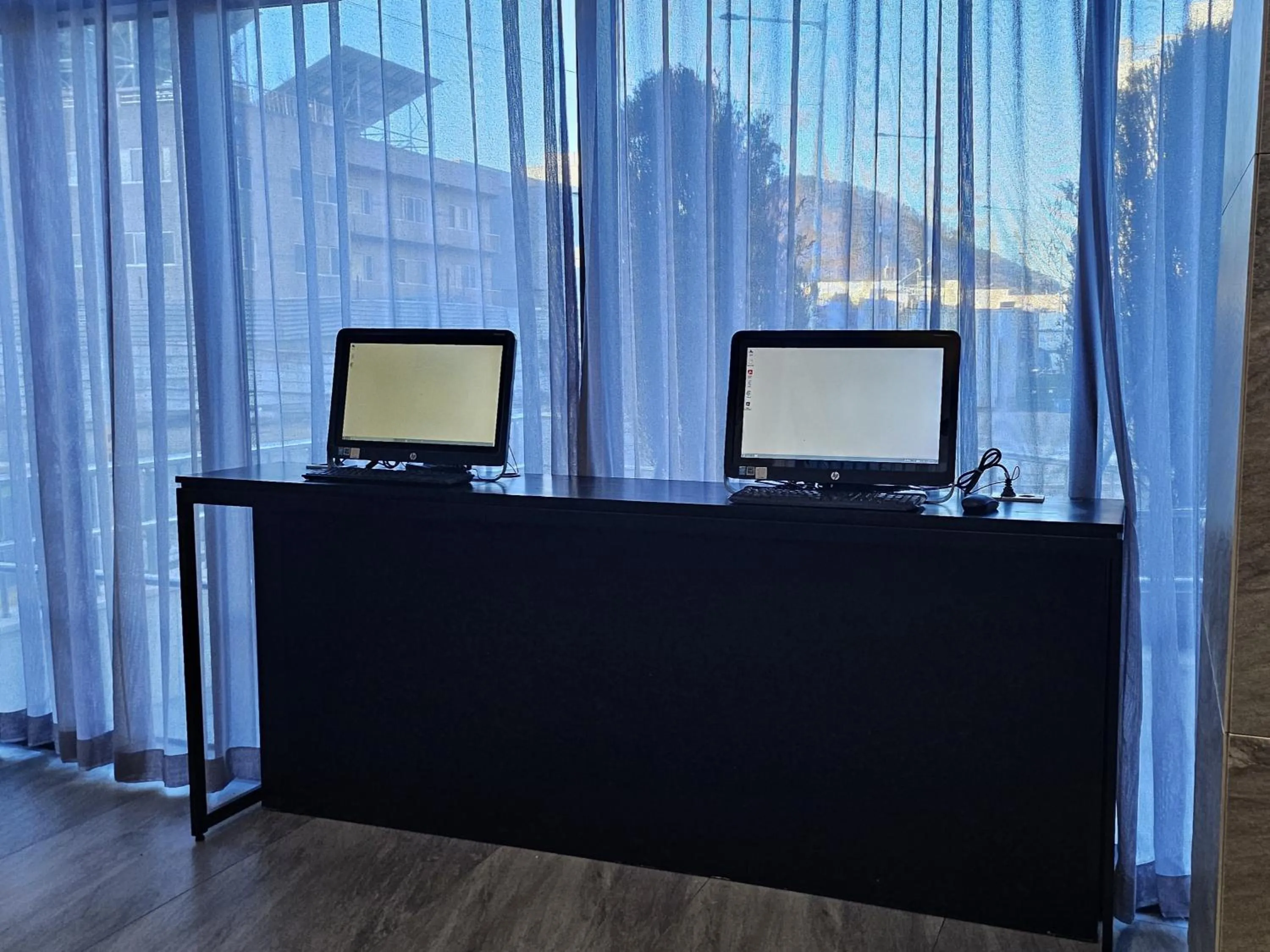 Business facilities in The Western Busan Hotel By STAYNEO