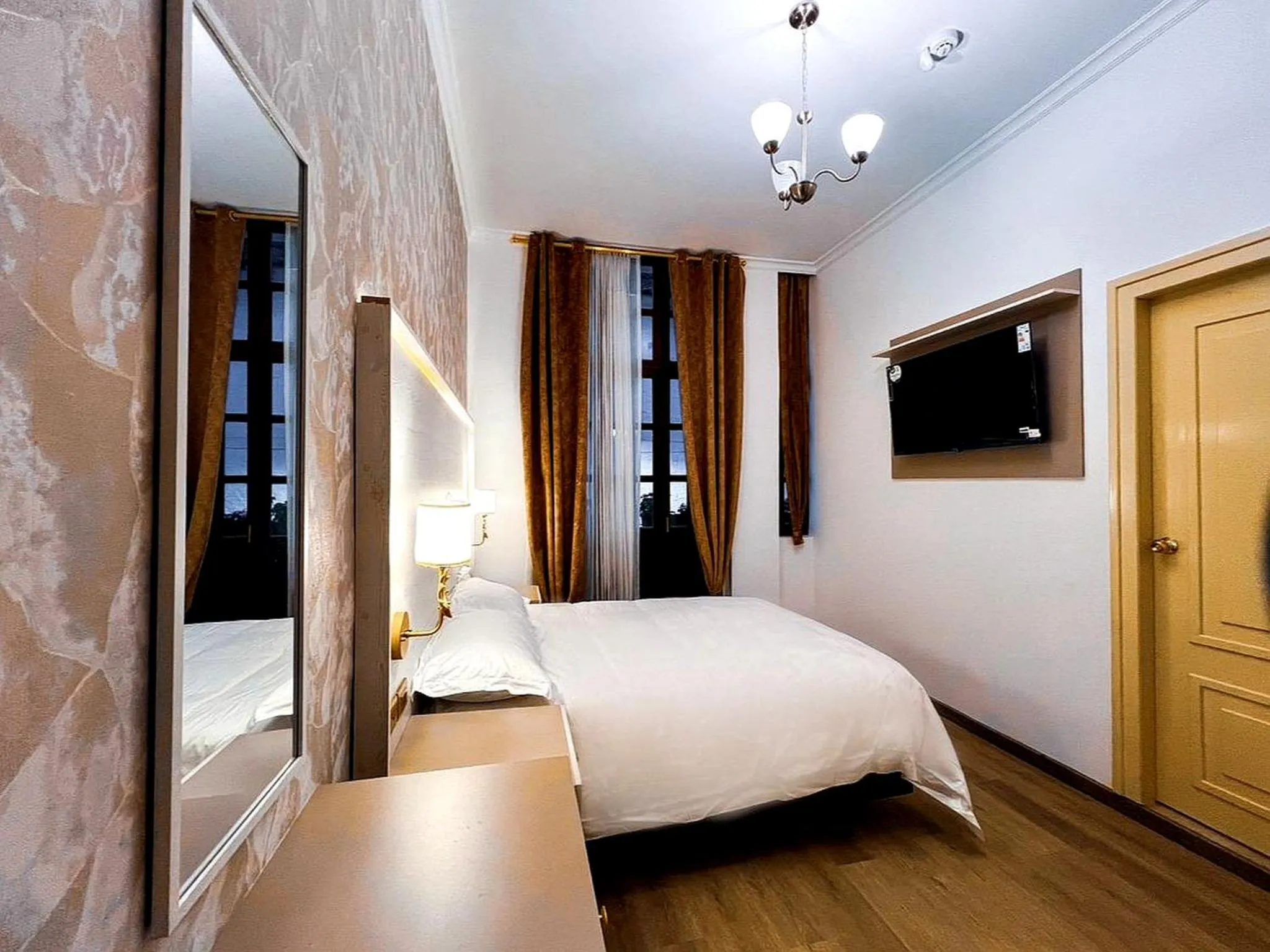 Photo of the whole room, Bed in Hotel Sucre