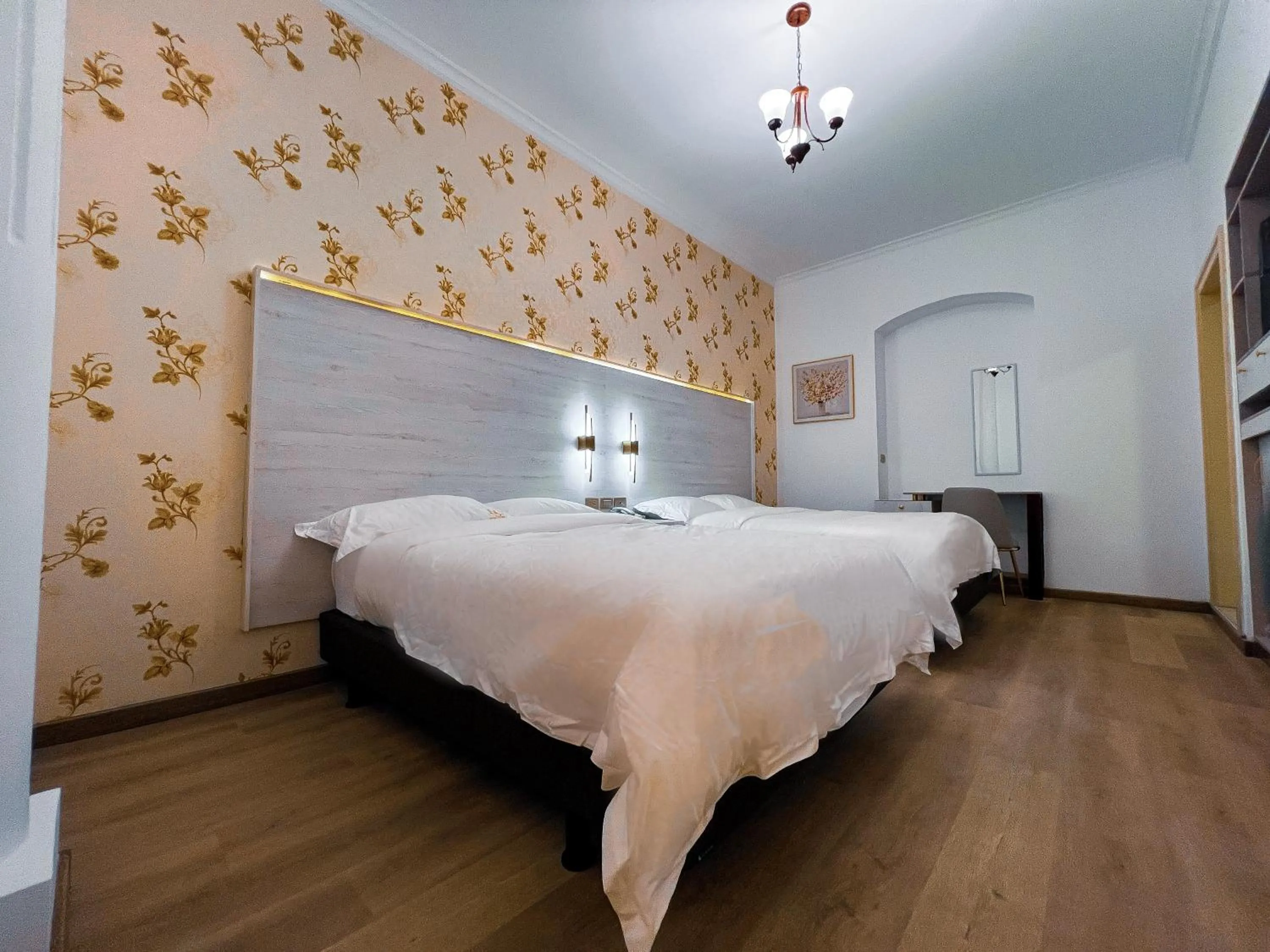 Photo of the whole room, Bed in Hotel Sucre