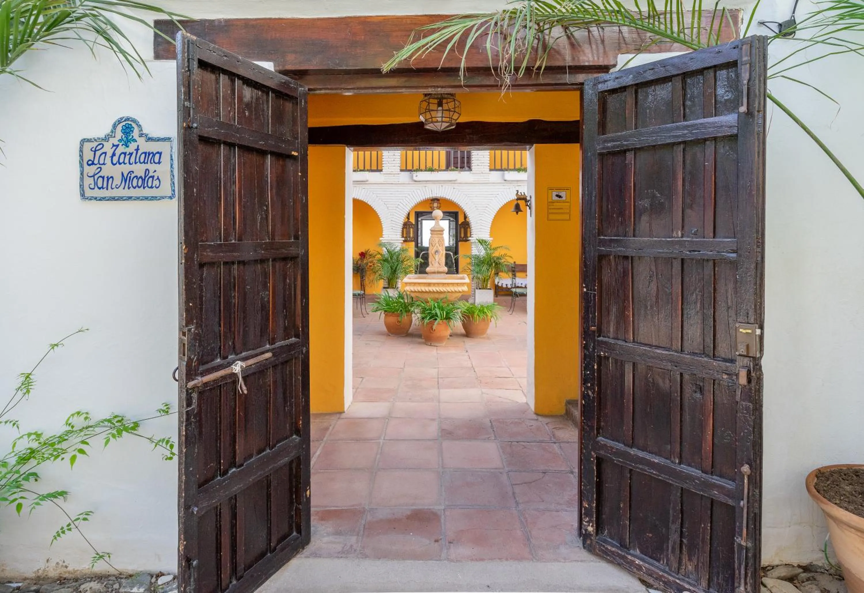 Facade/entrance in La Tartana Hotel Boutique