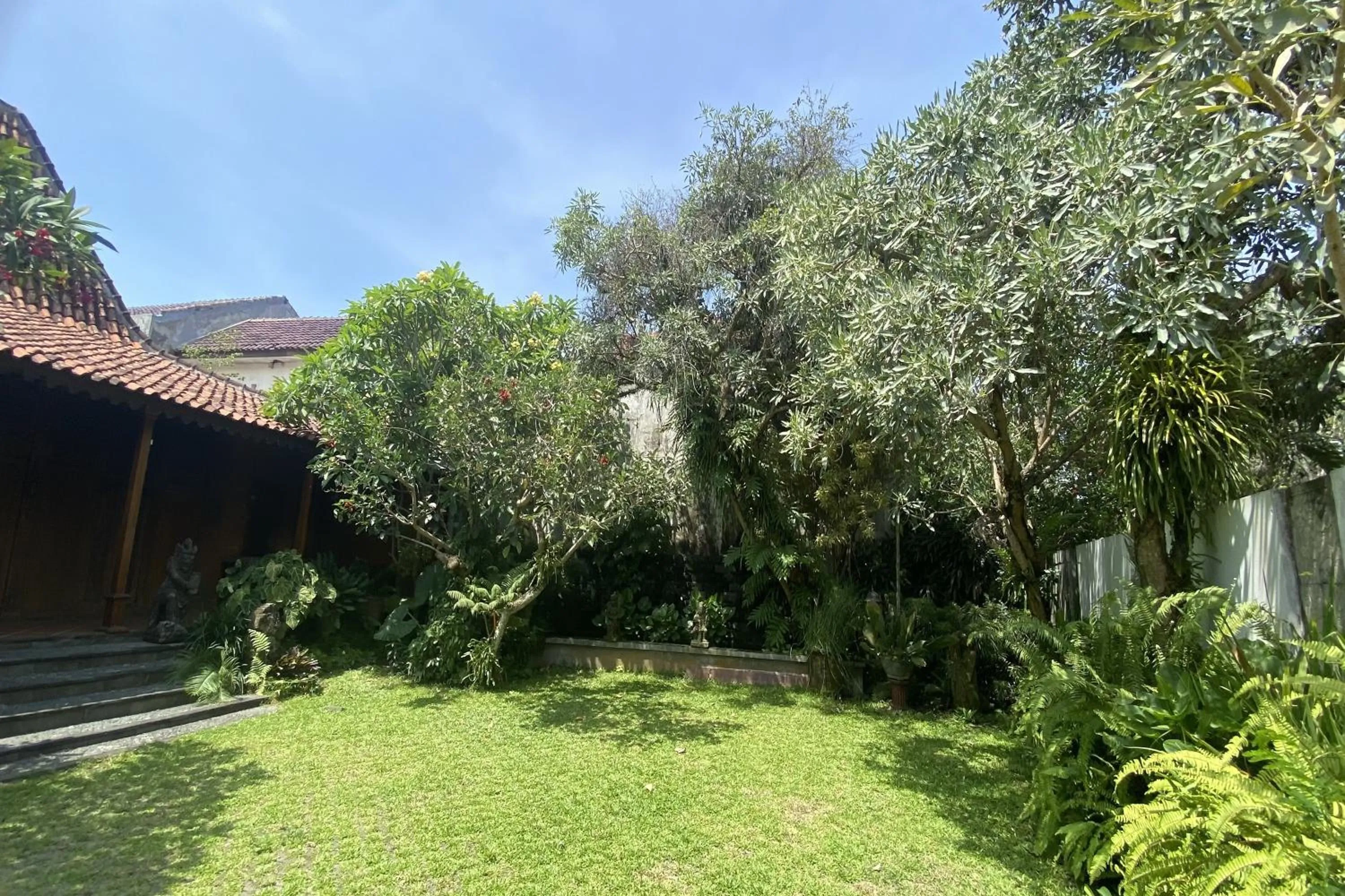 Property building in Villa Baliantoro Yogyakarta