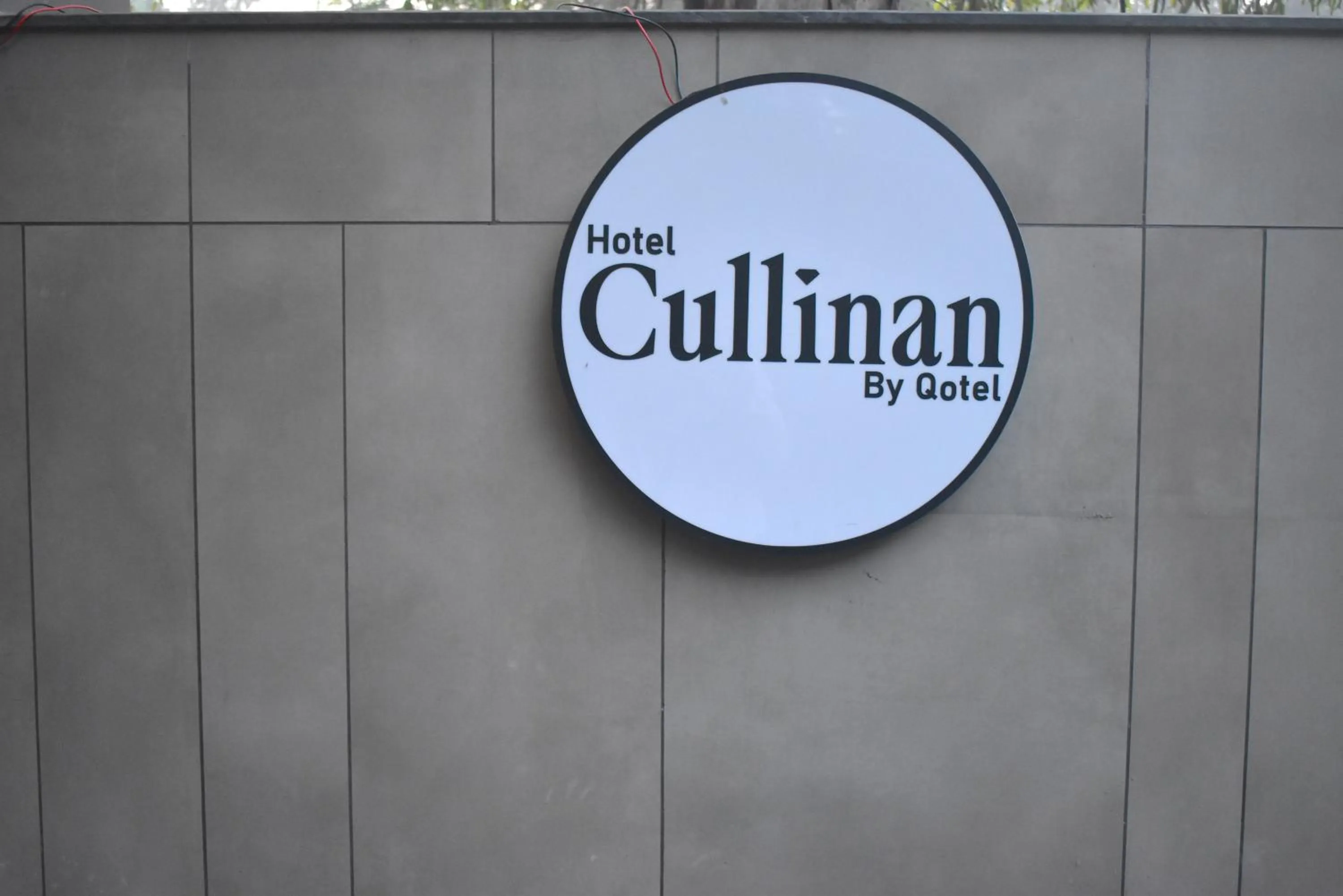 Day in Qotel Signature Coleman Janakpuri