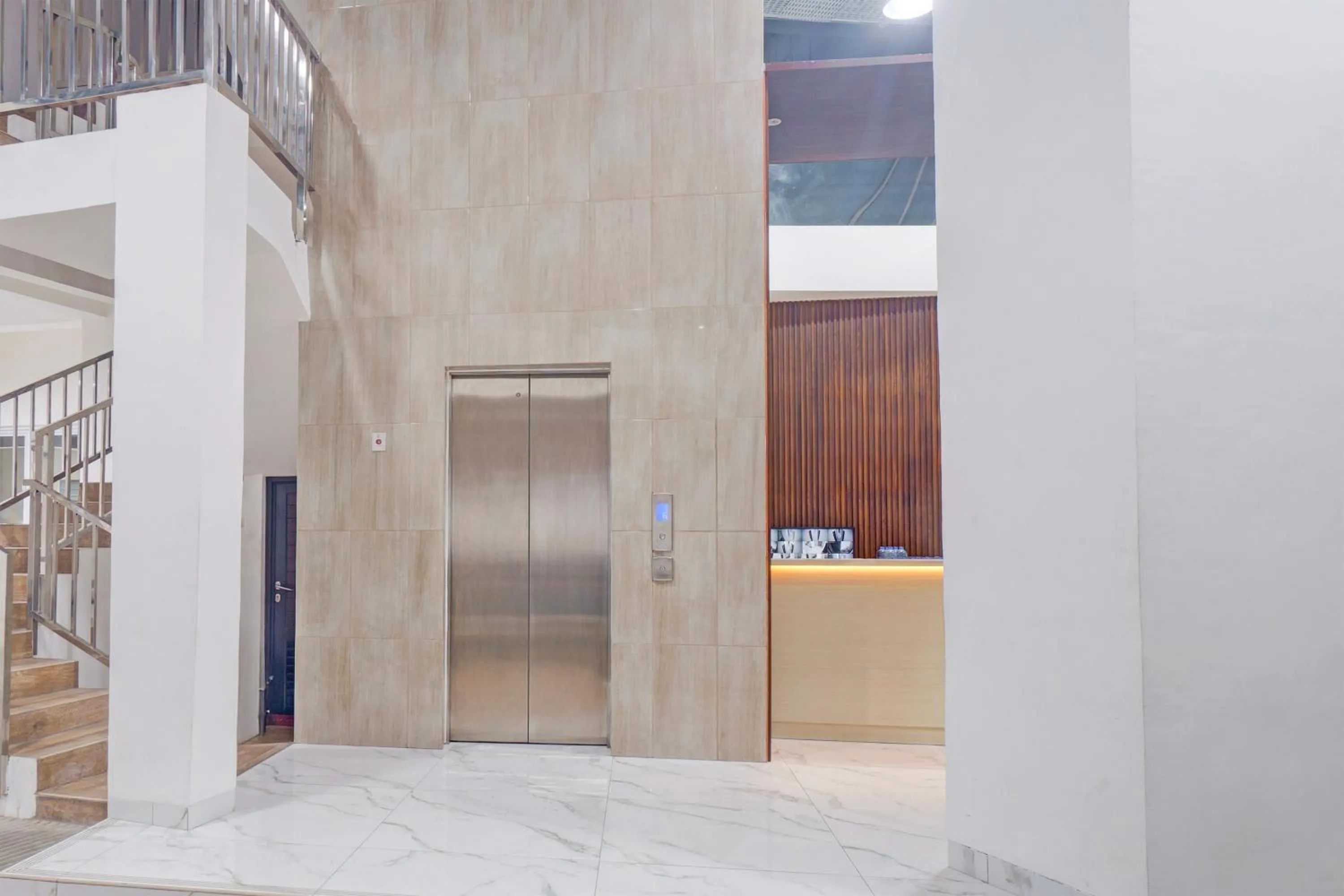 Lobby or reception in Collection O Gunung Sahari Near Ancol