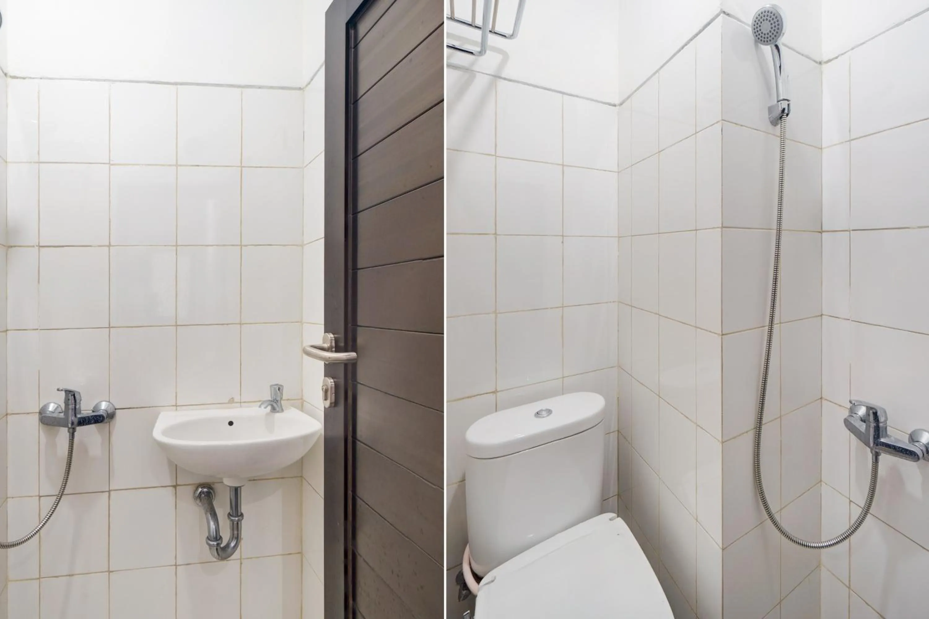 Bathroom in Collection O Gunung Sahari Near Ancol