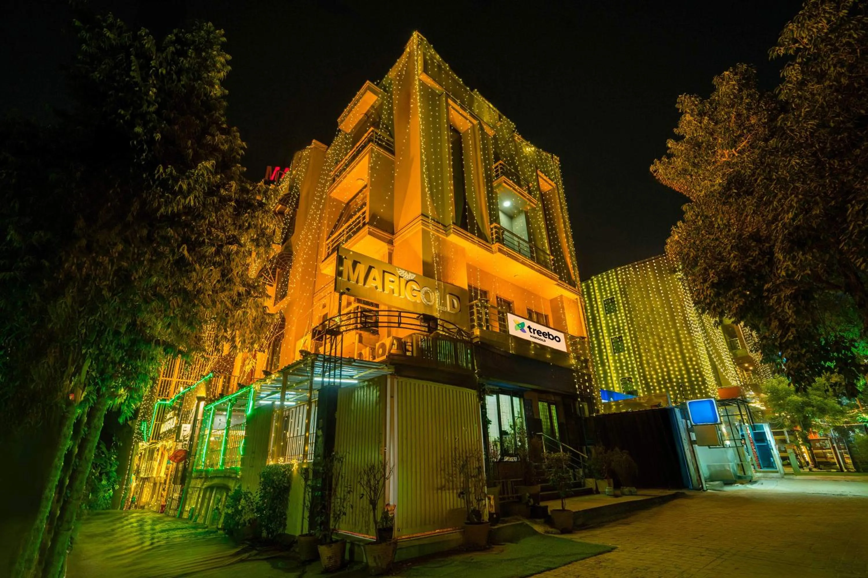 Property building in Treebo Marigold