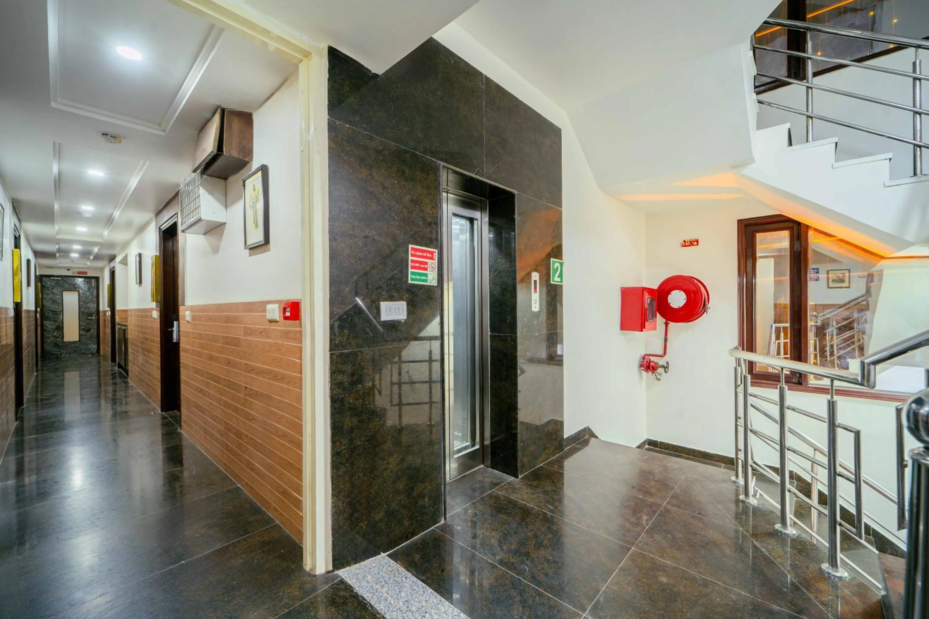 elevator in Treebo Marigold