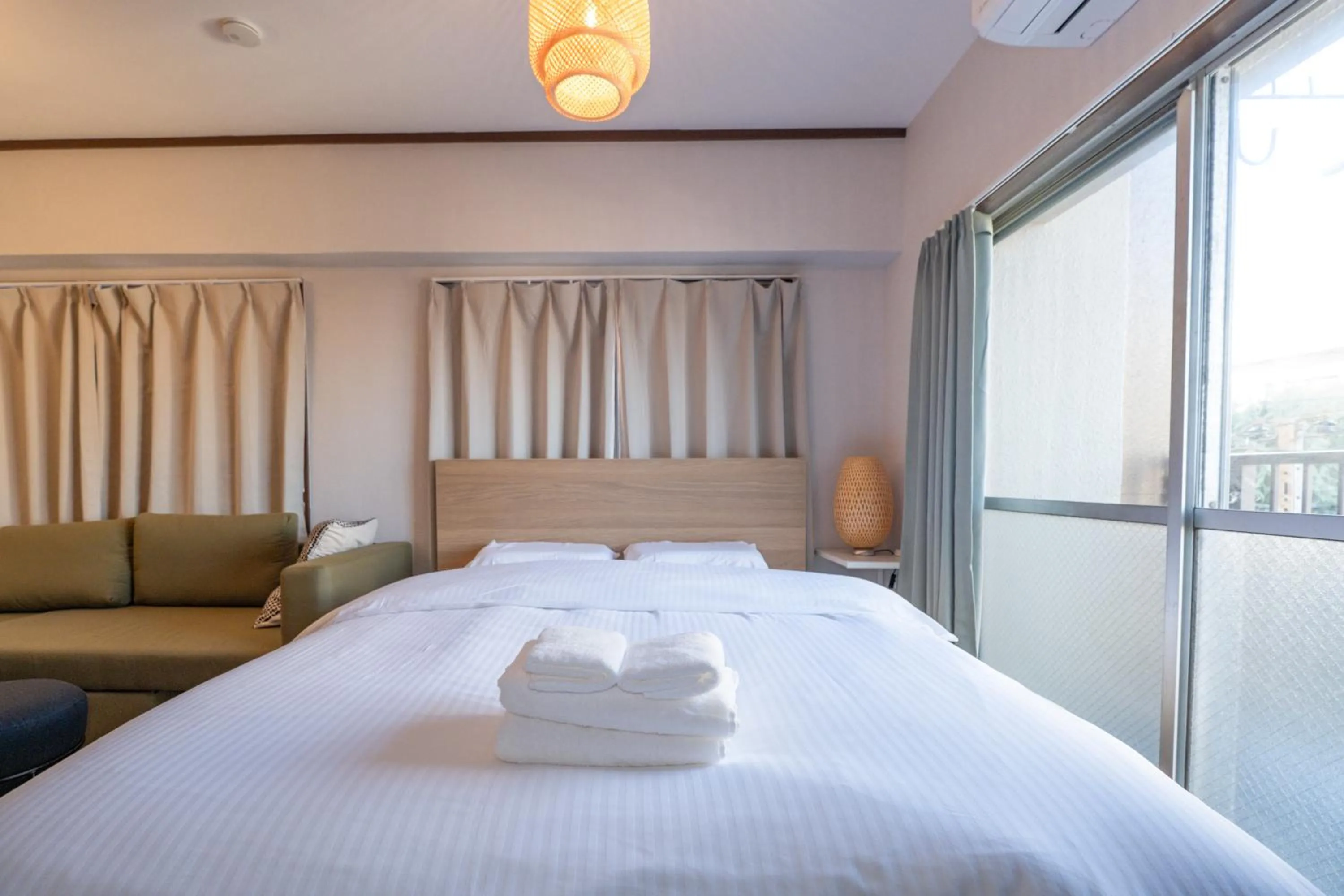 Bed in Mi-APT TAKINO