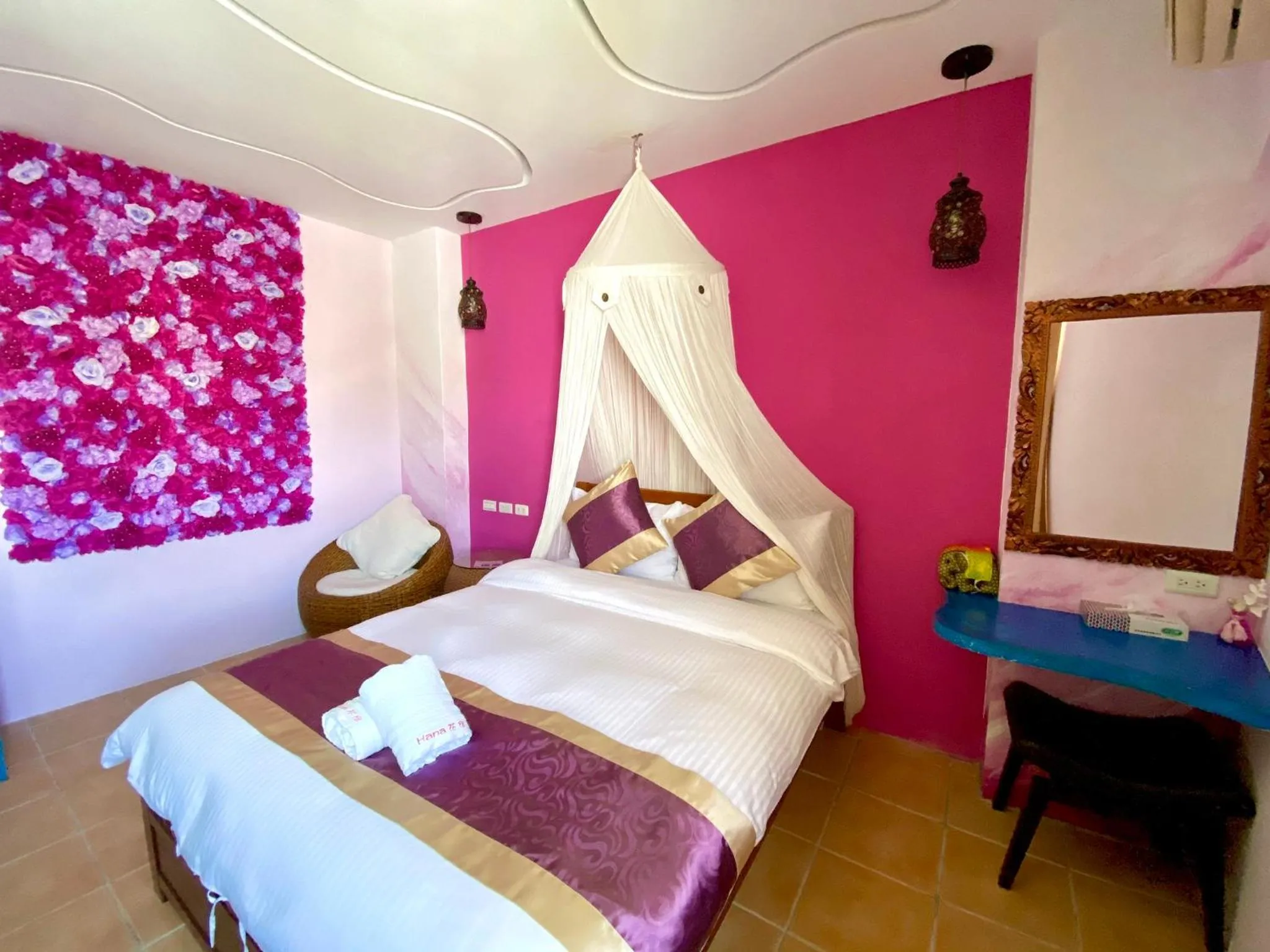 Photo of the whole room, Bed in Hana B&B