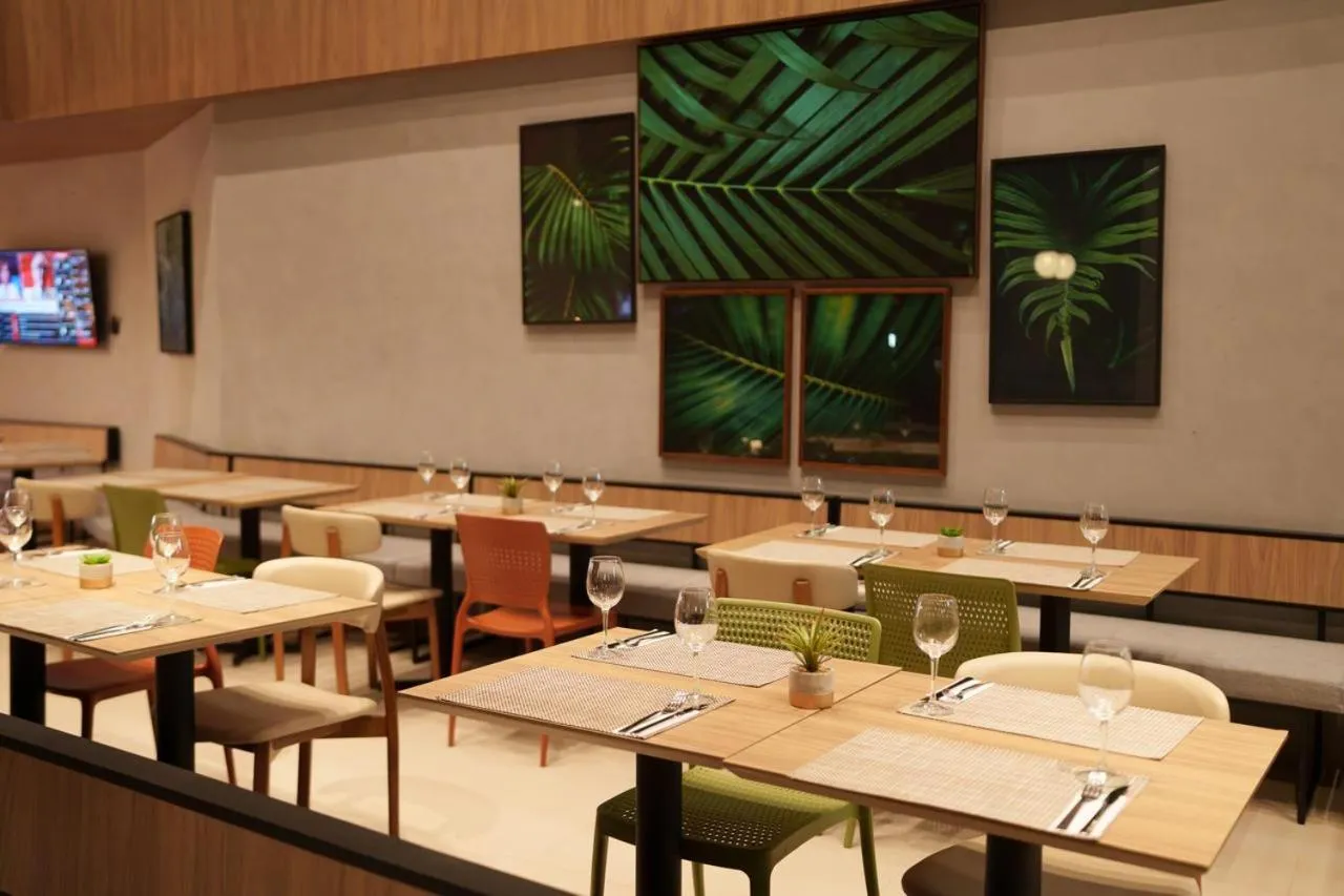 Restaurant/places to eat in ibis Tangará Da Serra