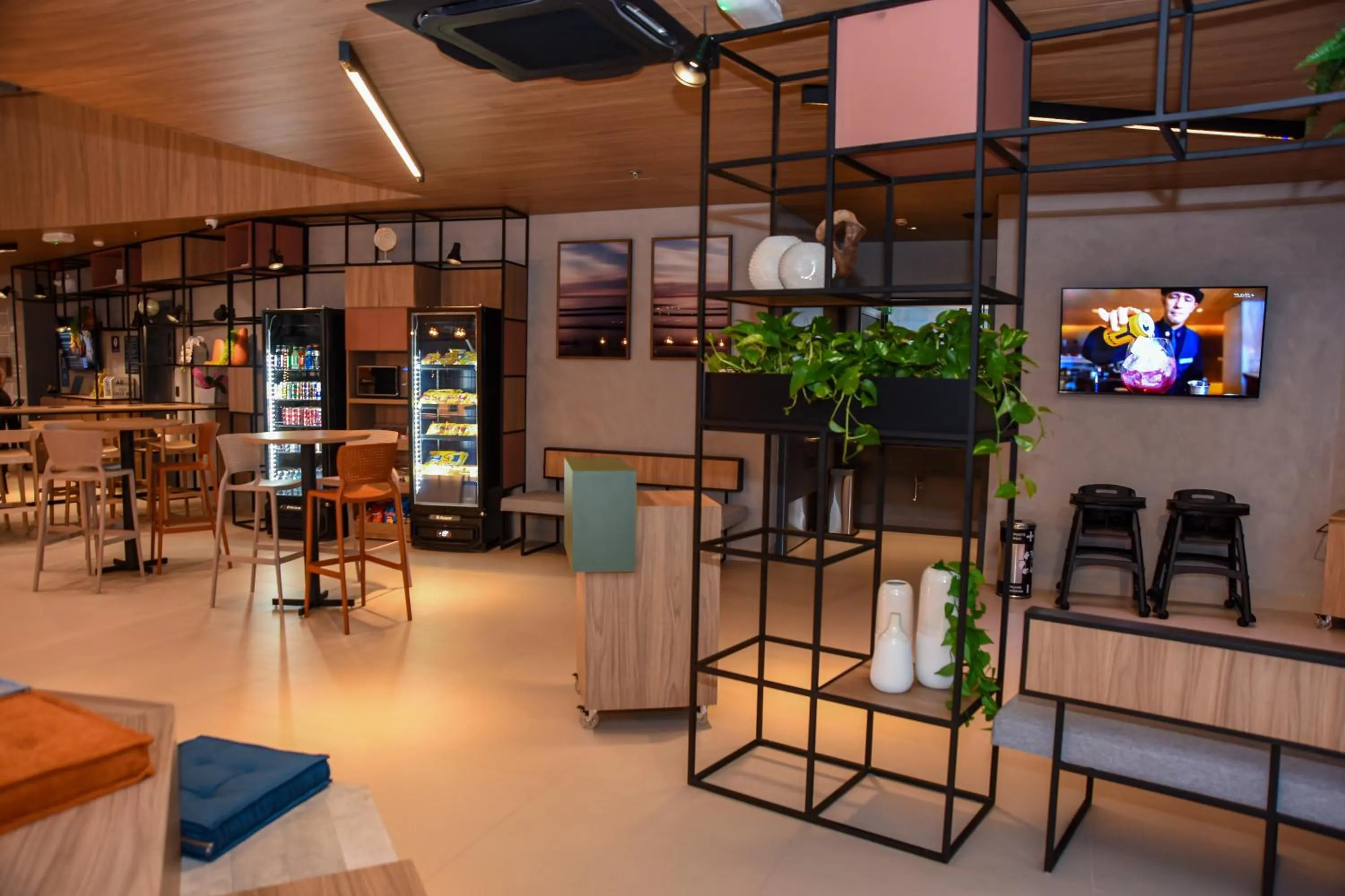 Restaurant/places to eat in ibis Tangará Da Serra