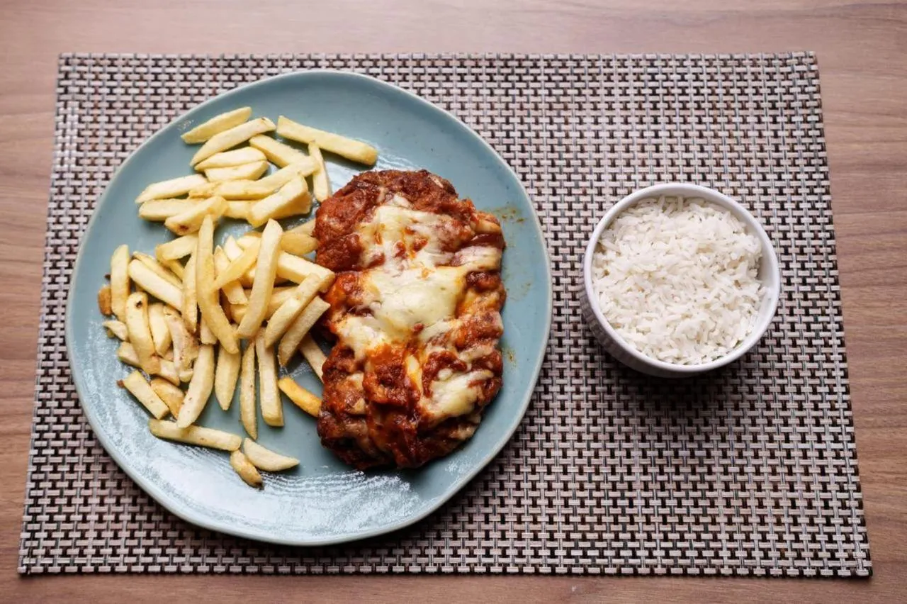 Restaurant/places to eat in ibis Tangará Da Serra