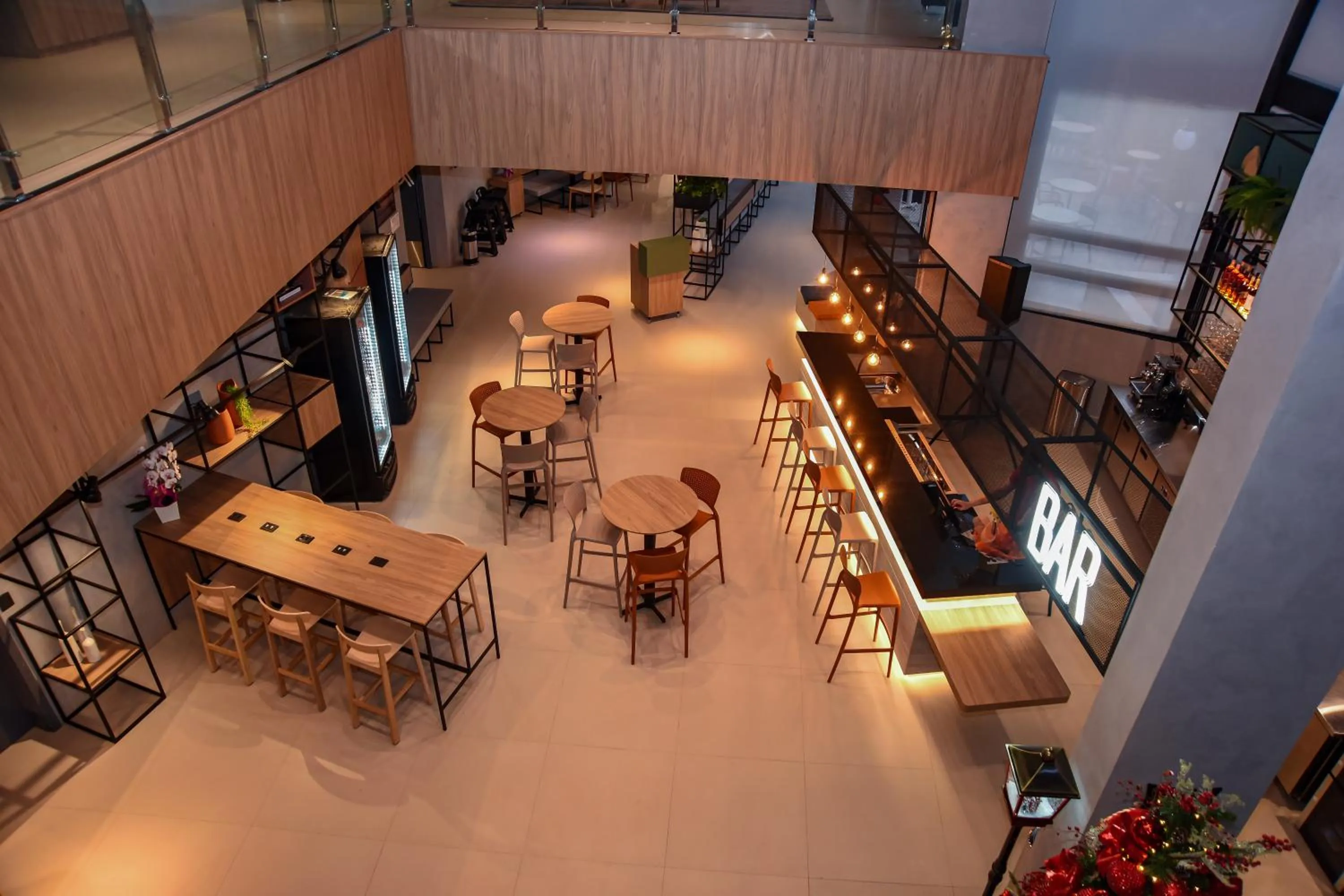 Communal lounge/ TV room in ibis Tangará Da Serra