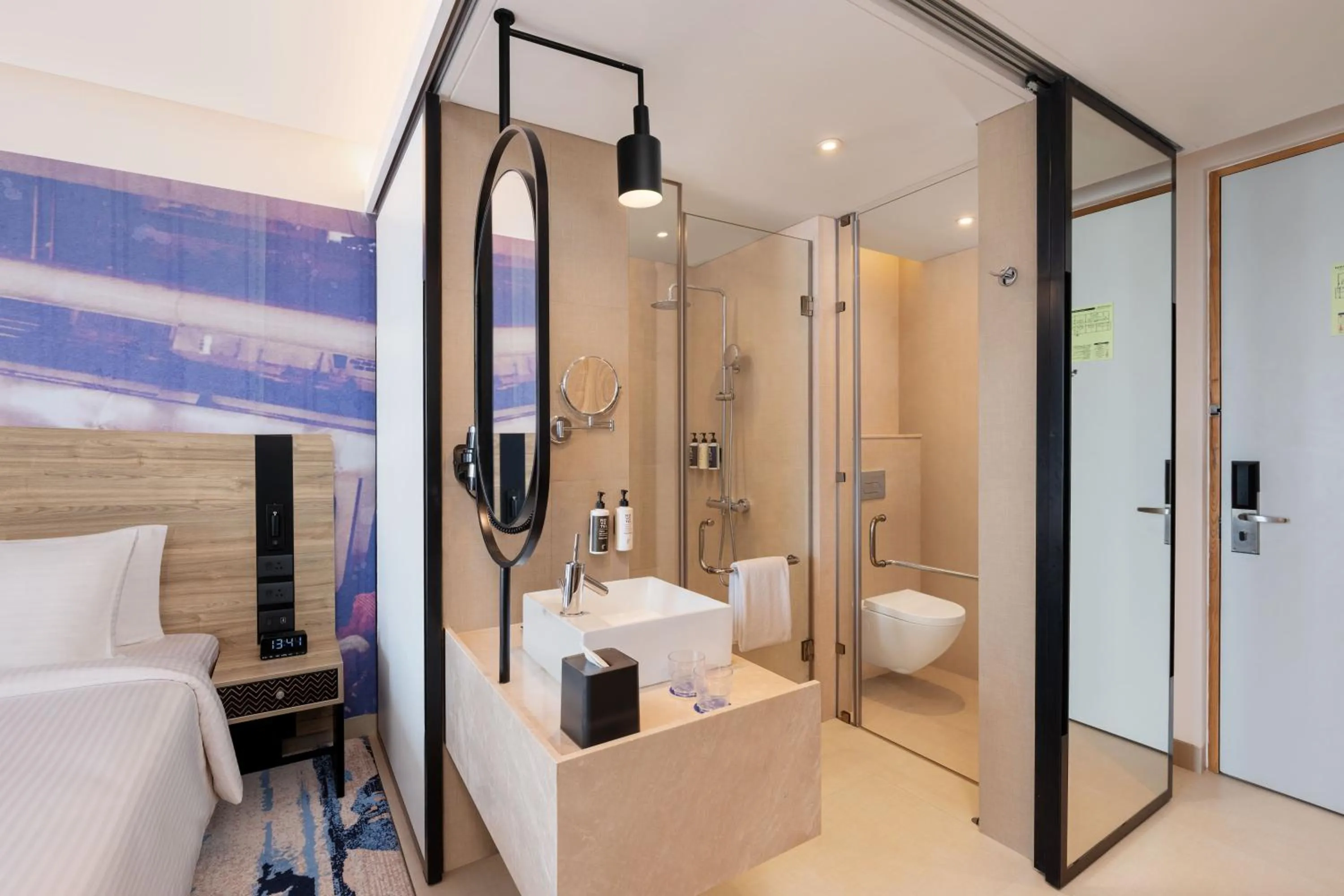 Bathroom, Bed in Novotel New Delhi City Centre