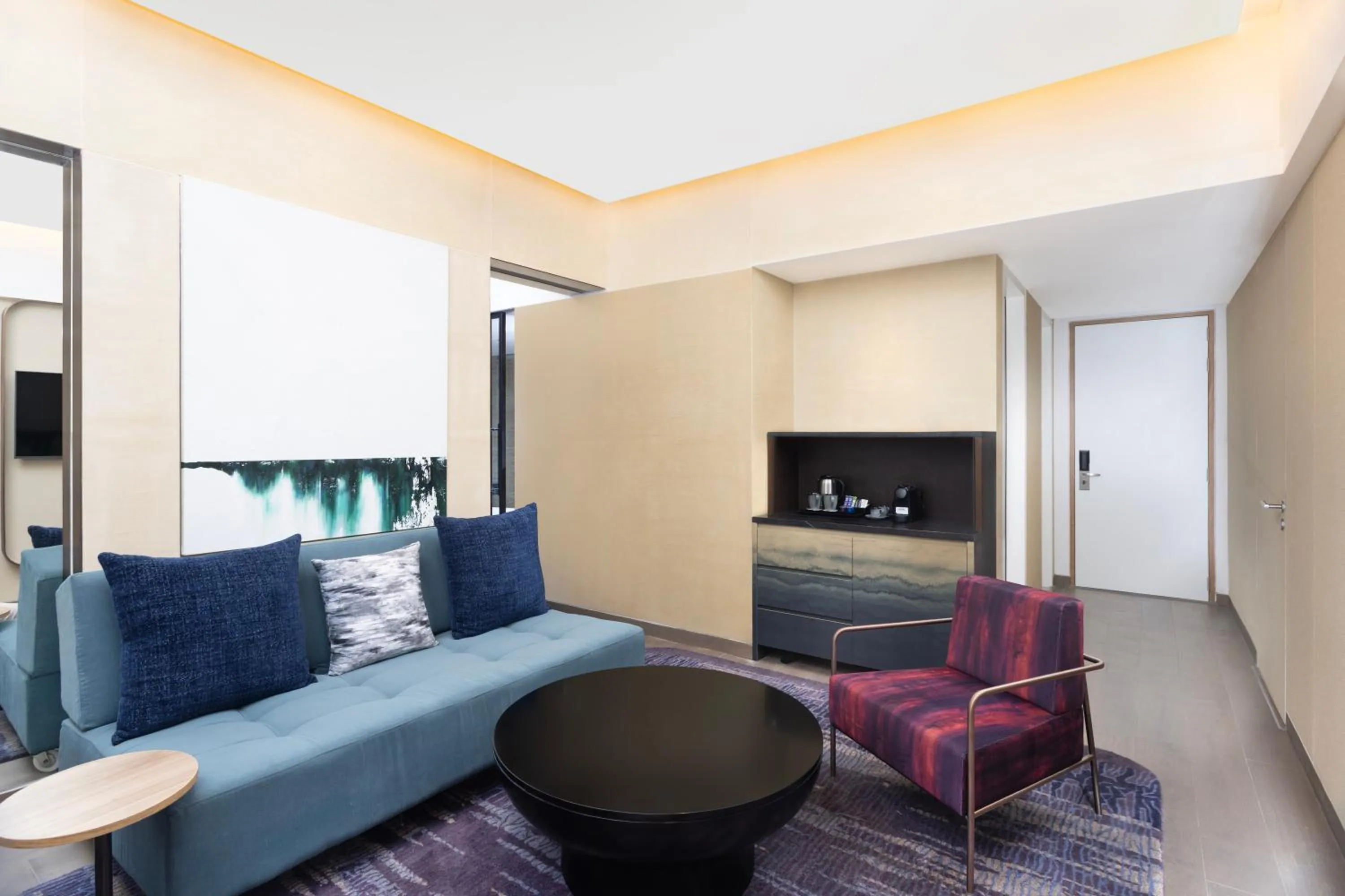 TV and multimedia in Novotel New Delhi City Centre