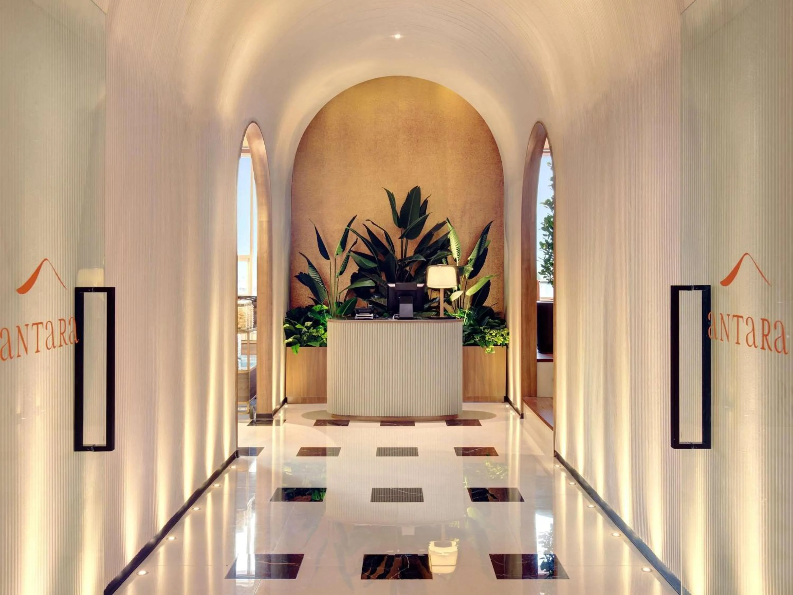 Restaurant/places to eat in Mercure Garut City Center