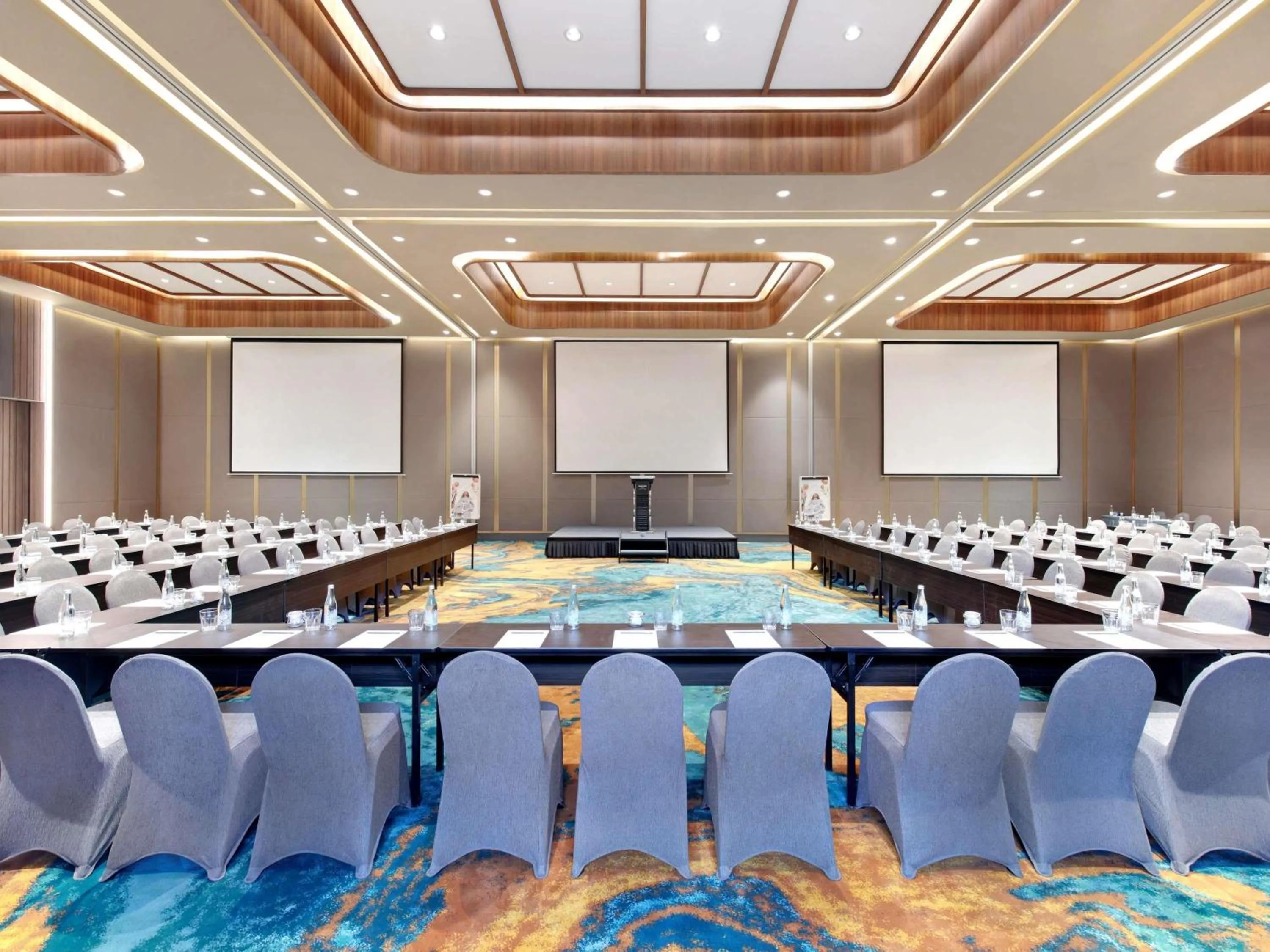 Meeting/conference room in Mercure Garut City Center