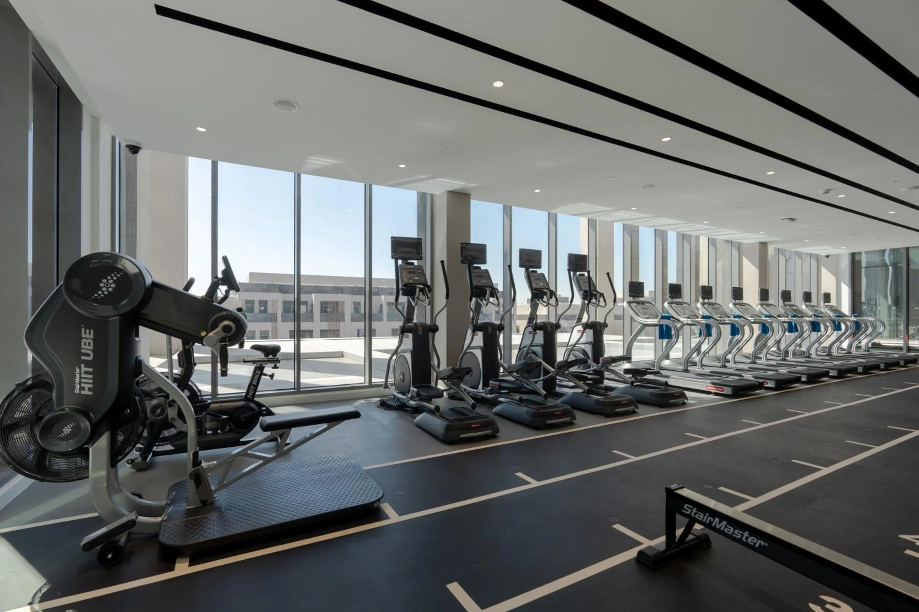 Fitness centre/facilities in West Walk Retaj Hotel