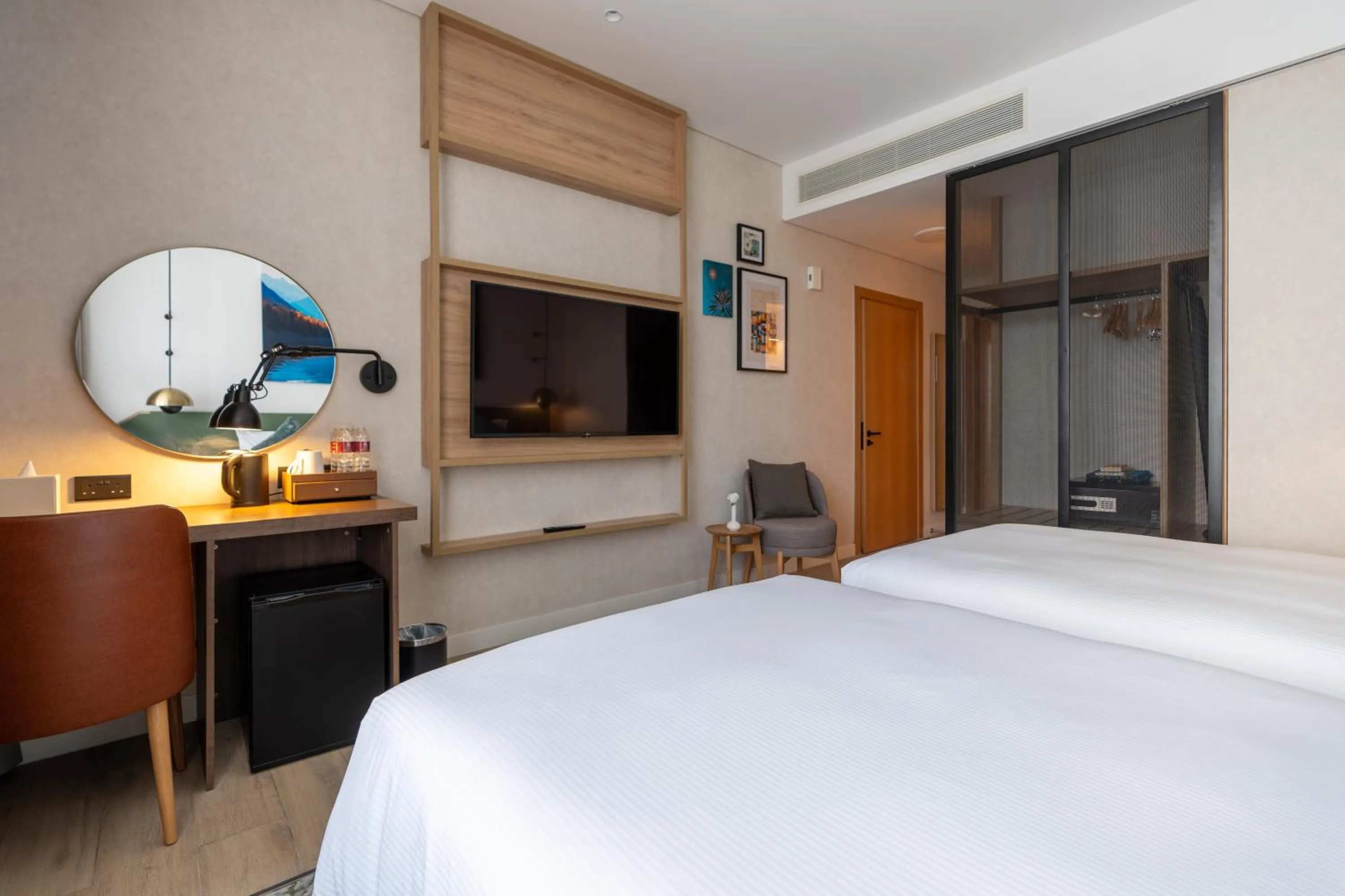 Bed in West Walk Retaj Hotel