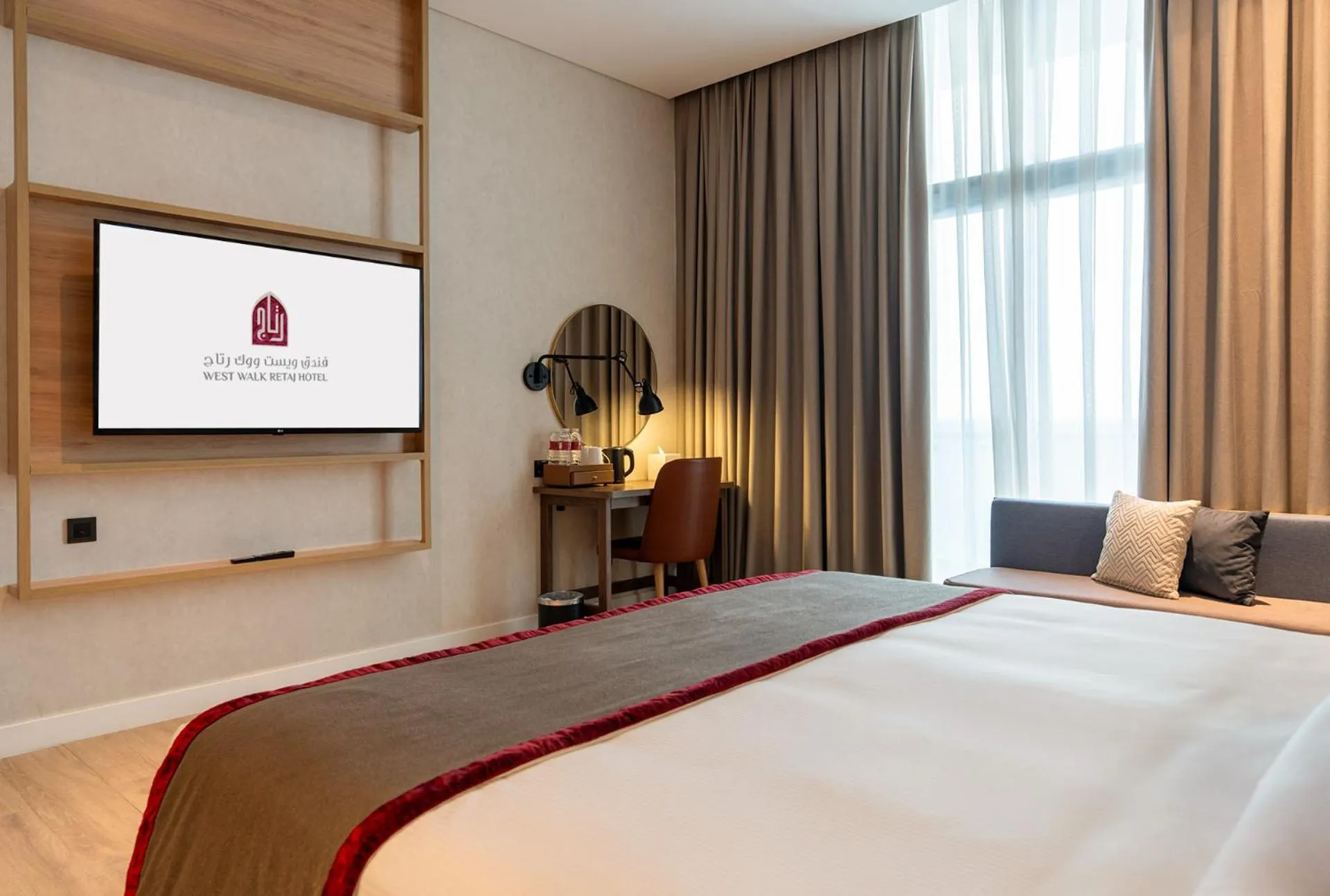 Bed in West Walk Retaj Hotel