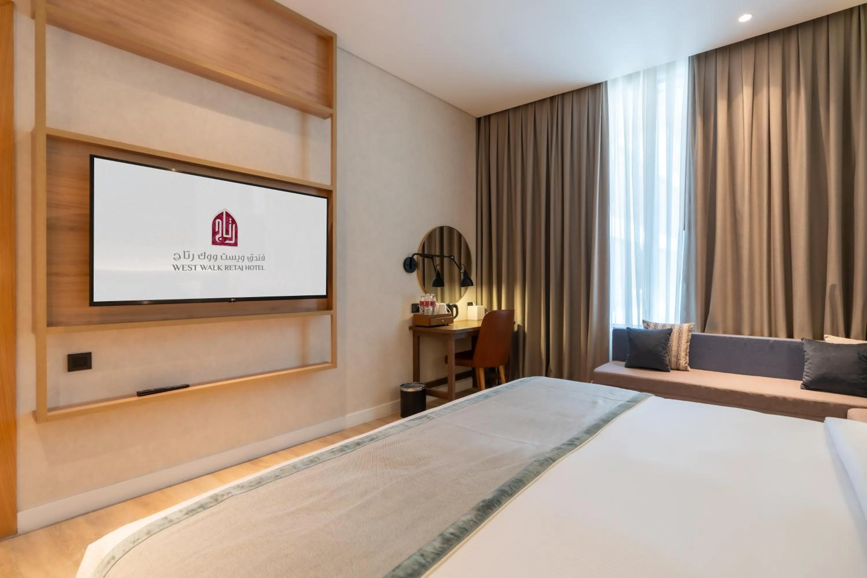 Bed in West Walk Retaj Hotel