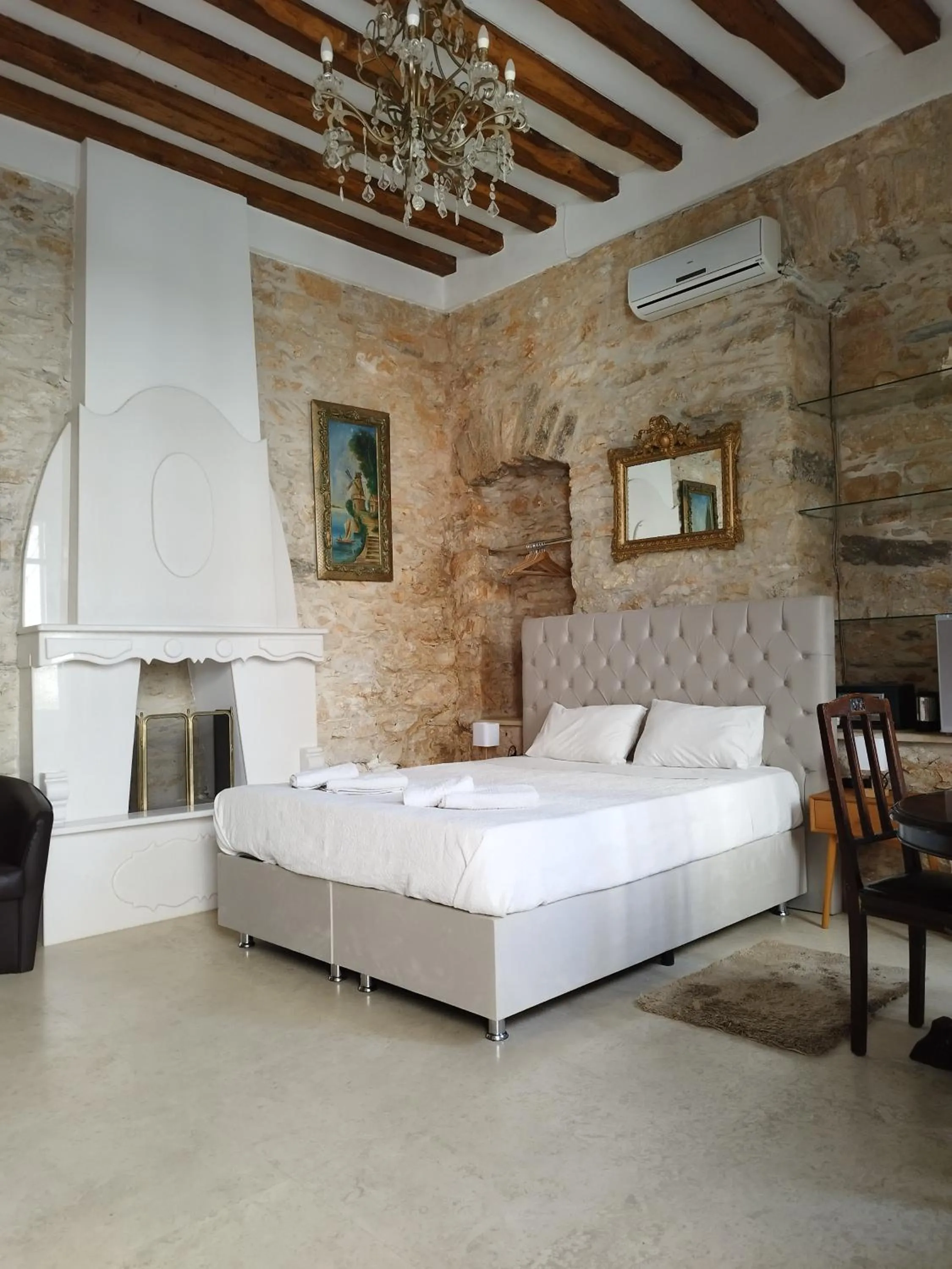 Bedroom in Tsopela Boutique Hotel