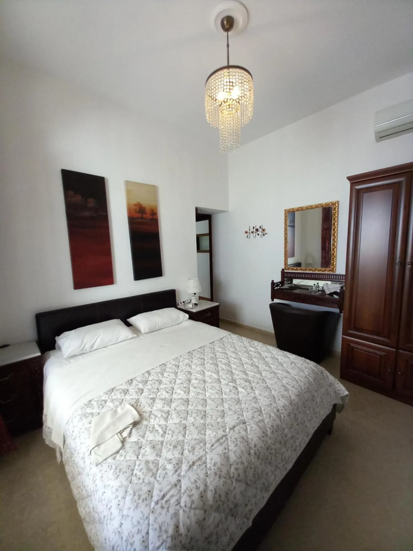 Photo of the whole room in Tsopela Boutique Hotel