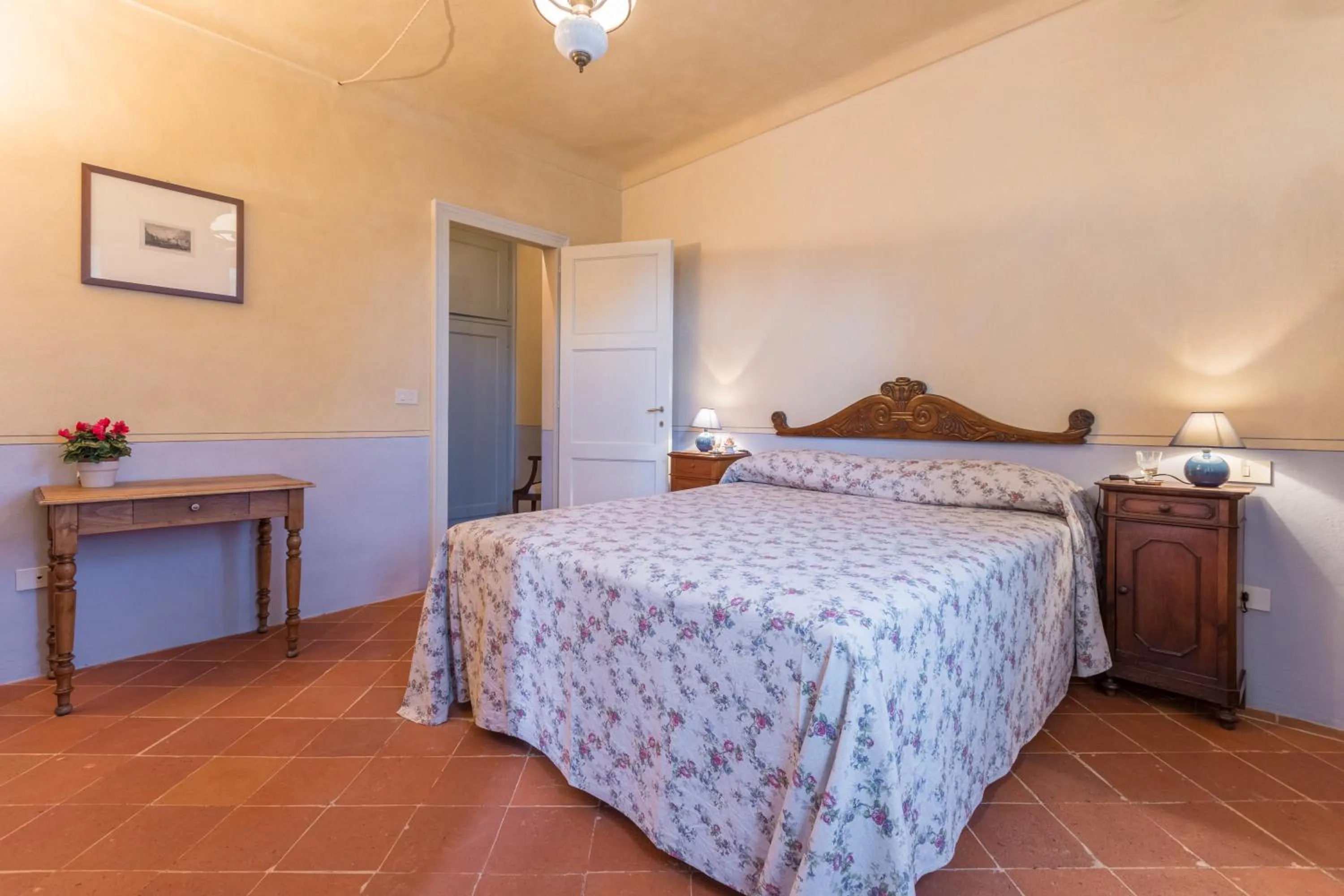 Photo of the whole room, Bed in Casa Rovelli