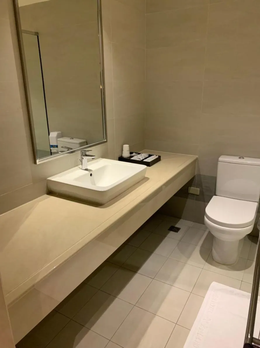 Chiayi Oriental Pearl International Hotel