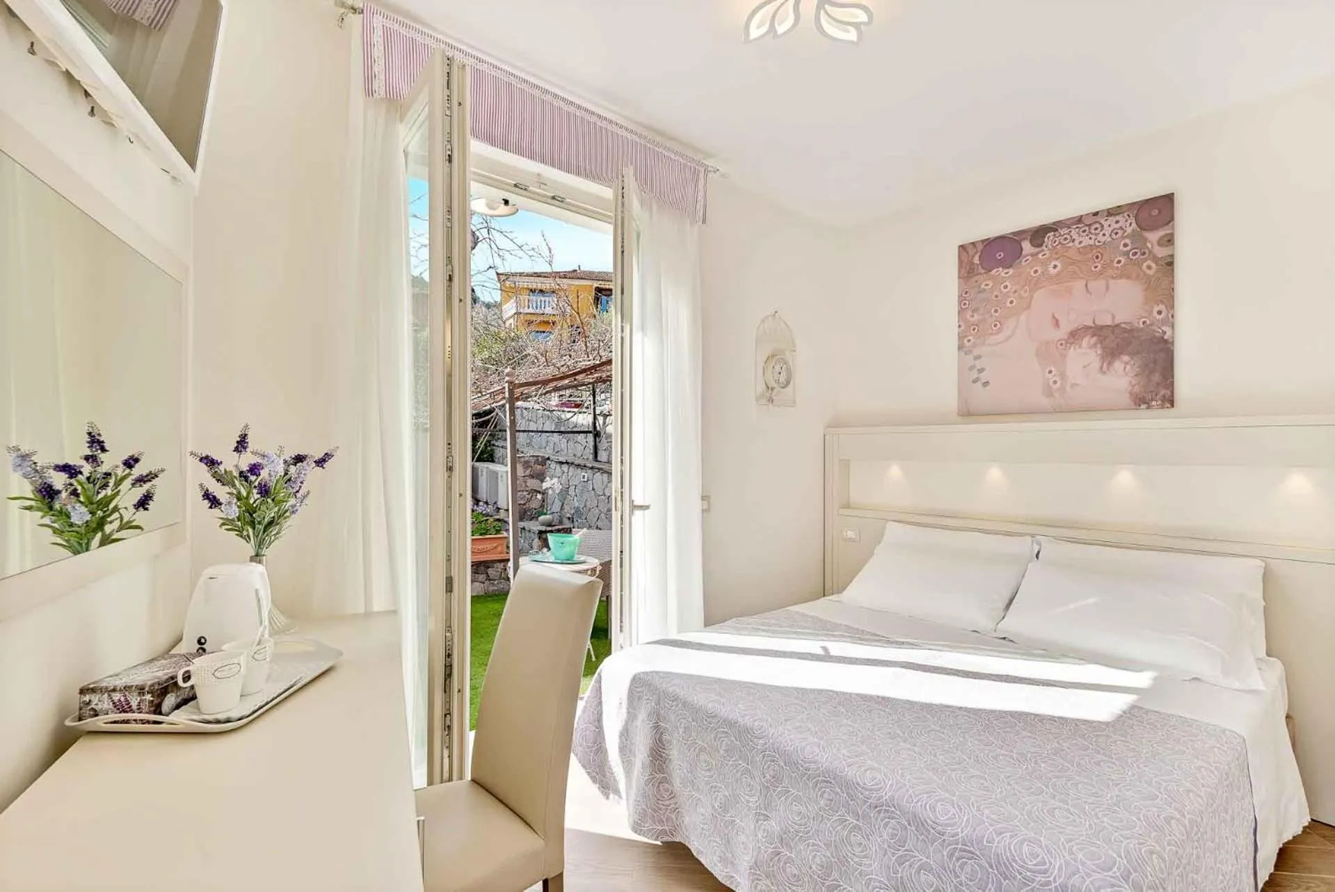 Bed in Dreams Guest House