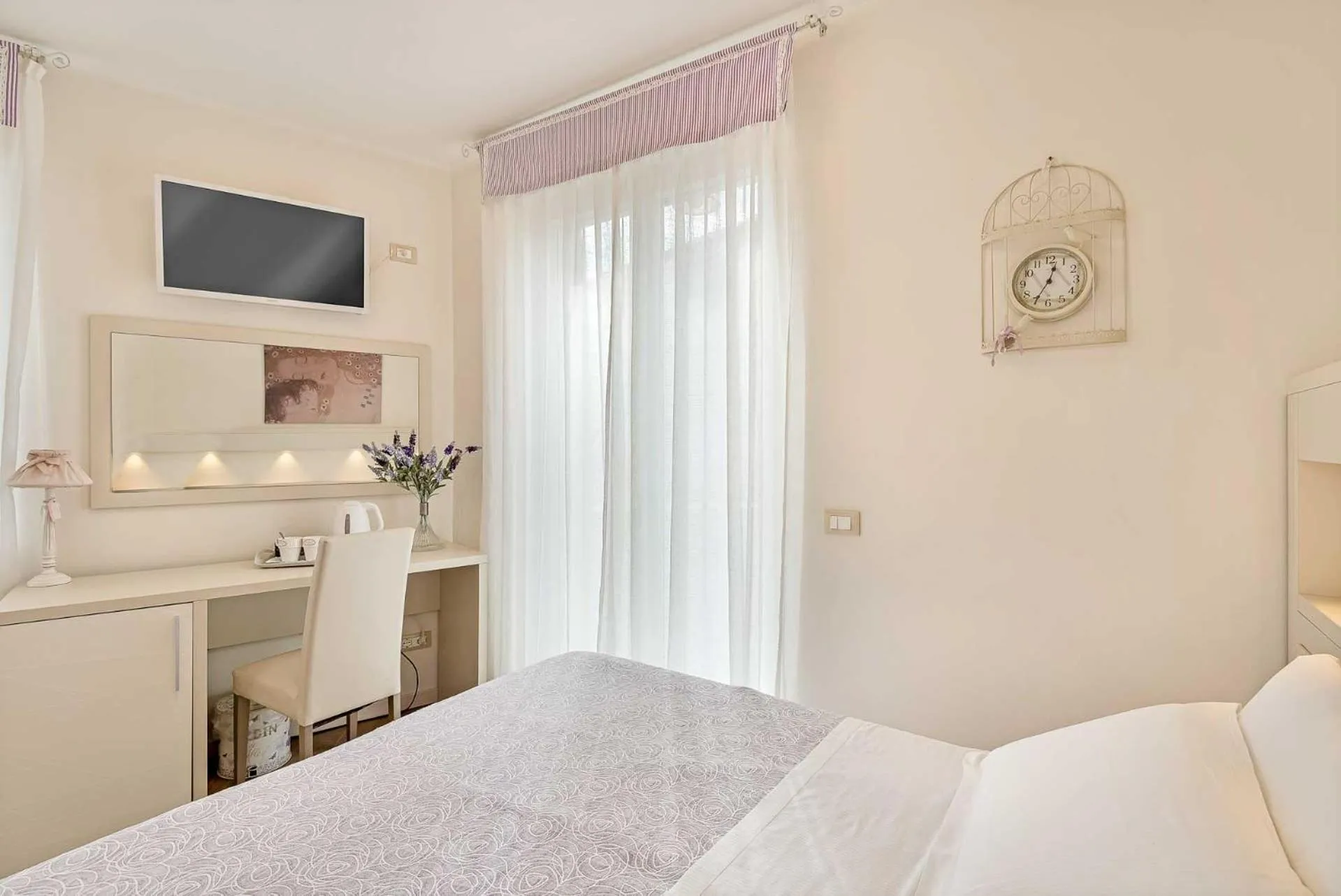 Bed in Dreams Guest House