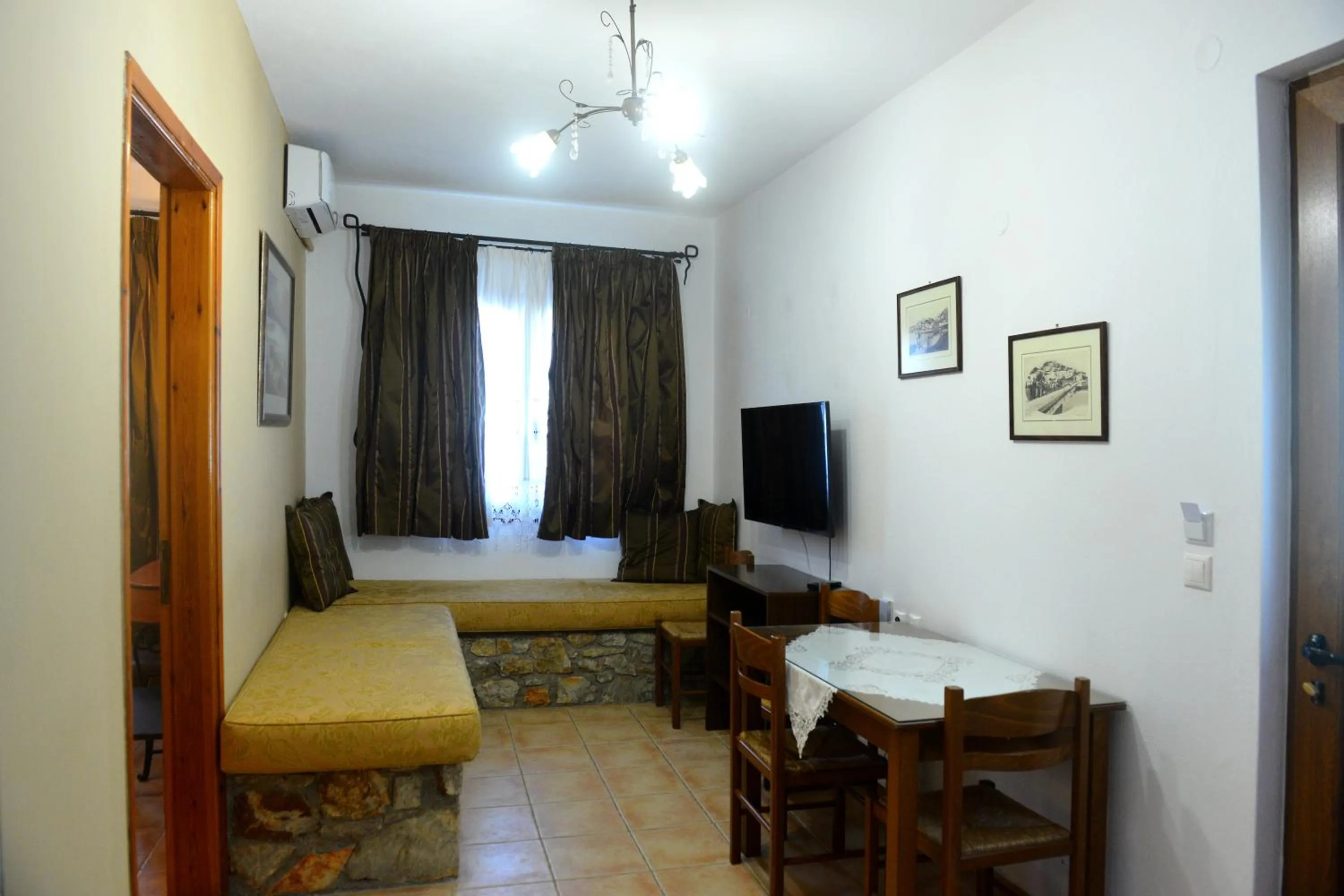 Bed in Skiathos Island Suites