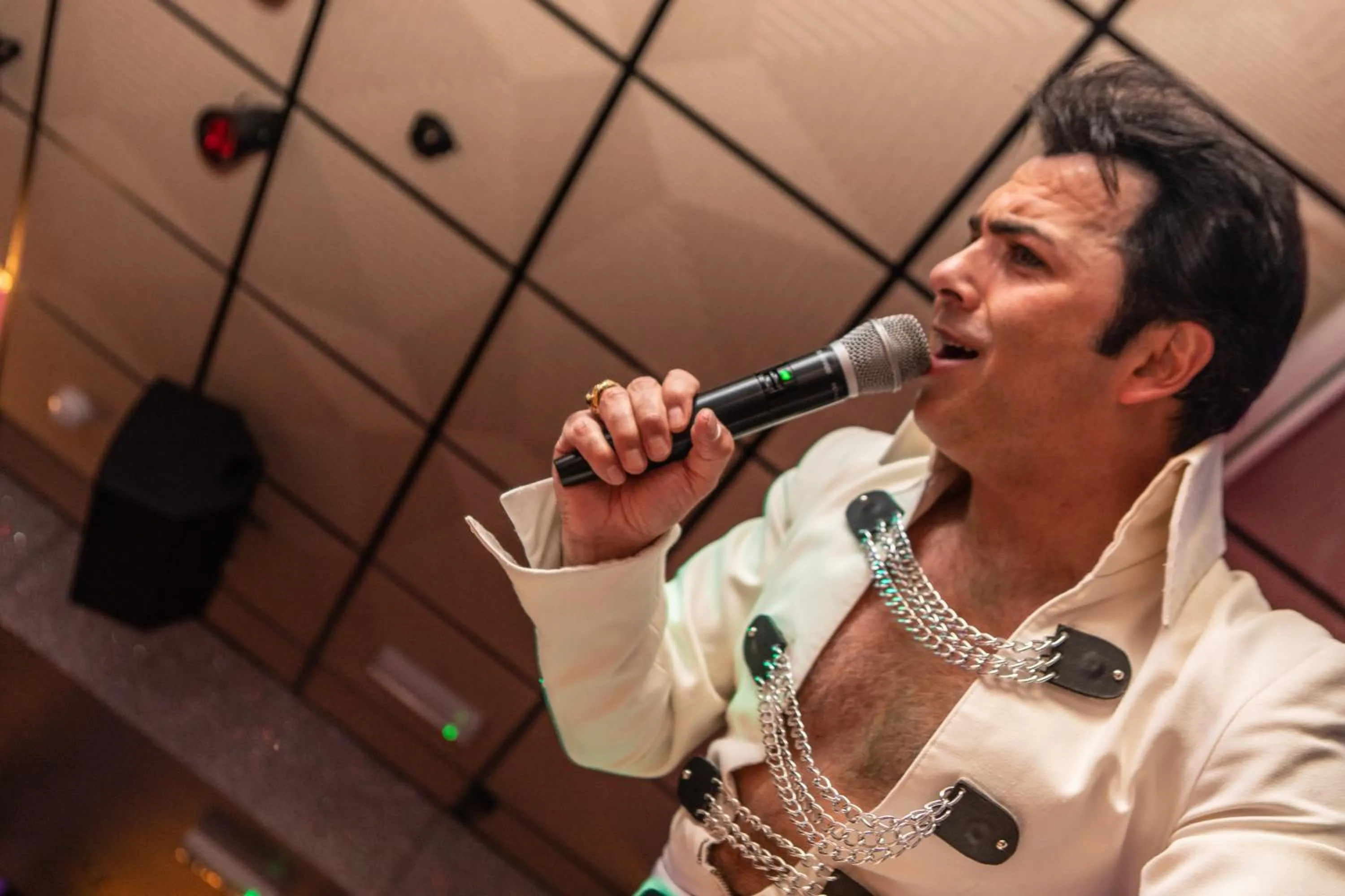 Evening entertainment in Lyndene Hotel