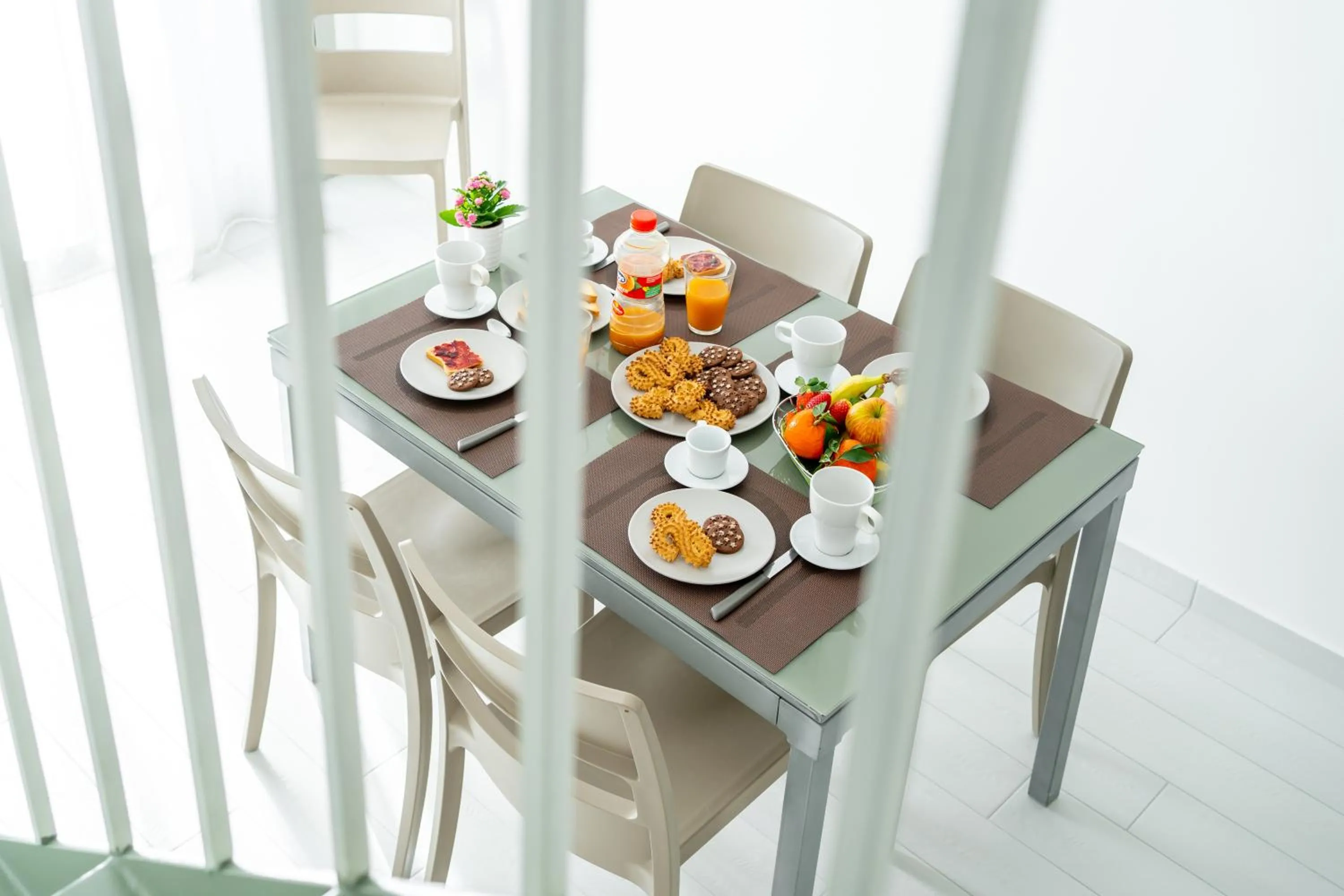 Dining area in Fly Home Sicily