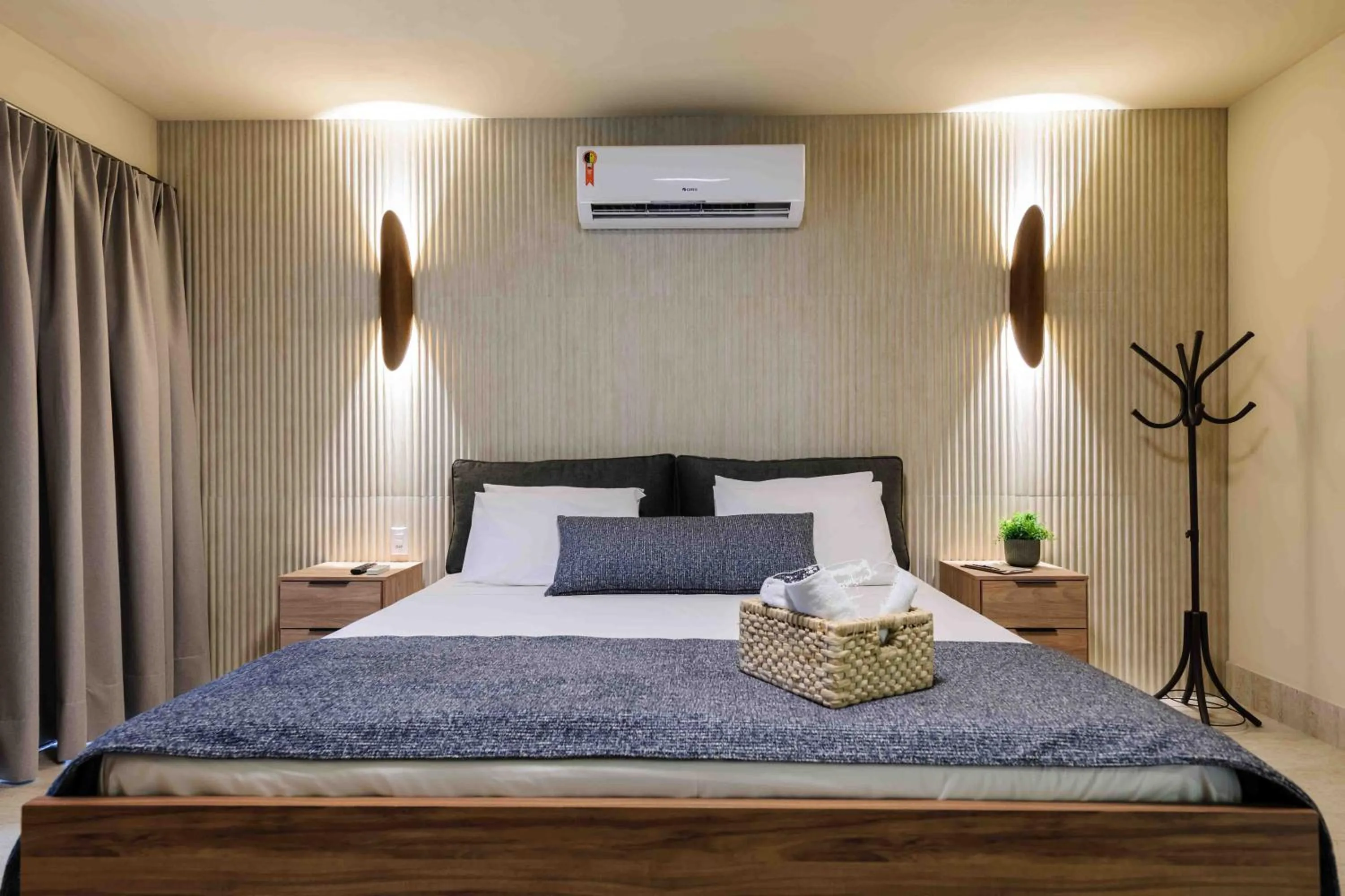 air conditioner, Bed in Sítio dos Lagos