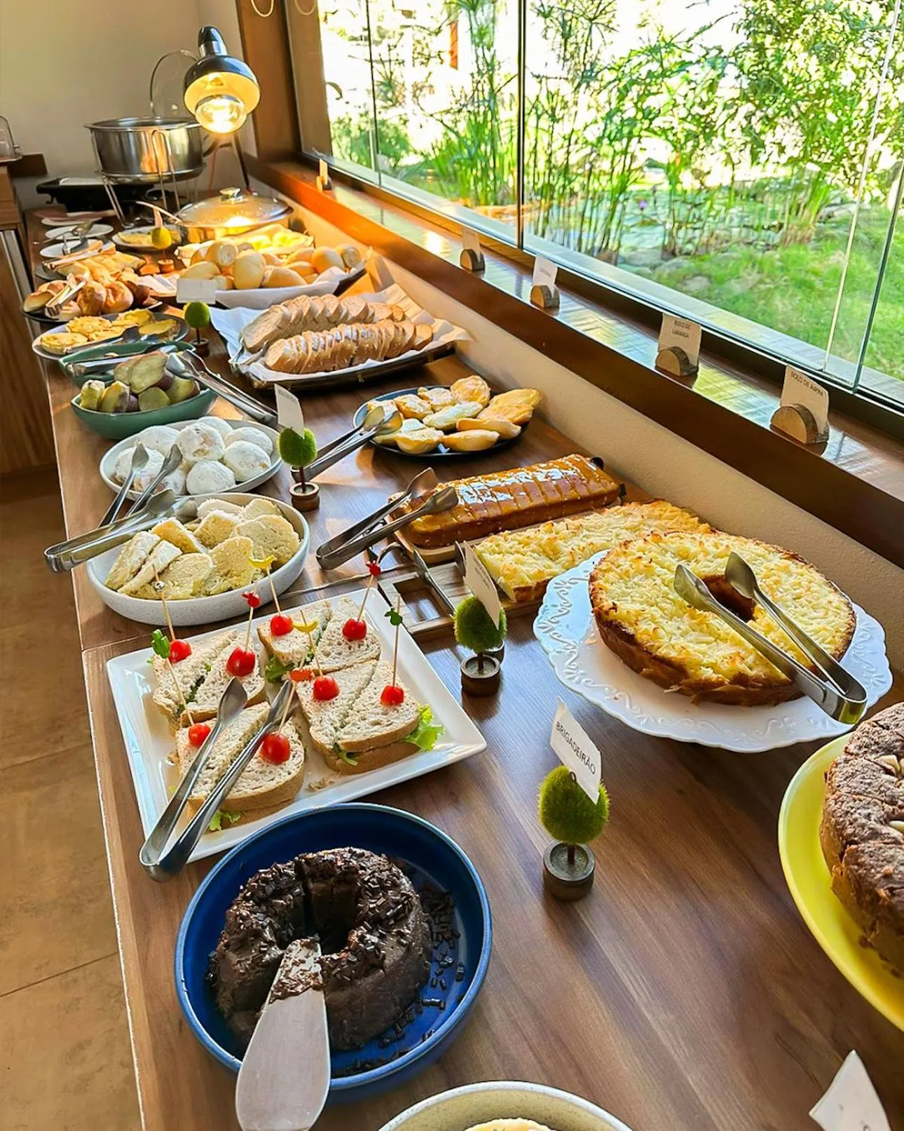 Buffet breakfast in Sítio dos Lagos