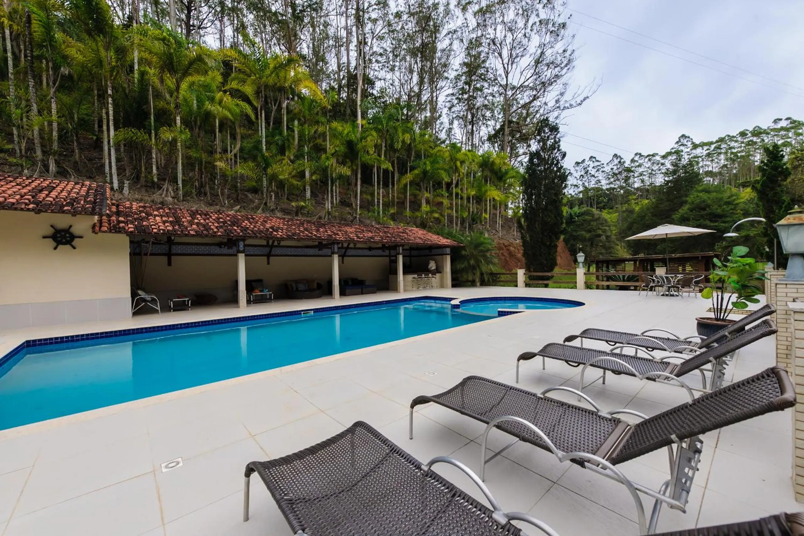 Swimming pool in Sítio dos Lagos