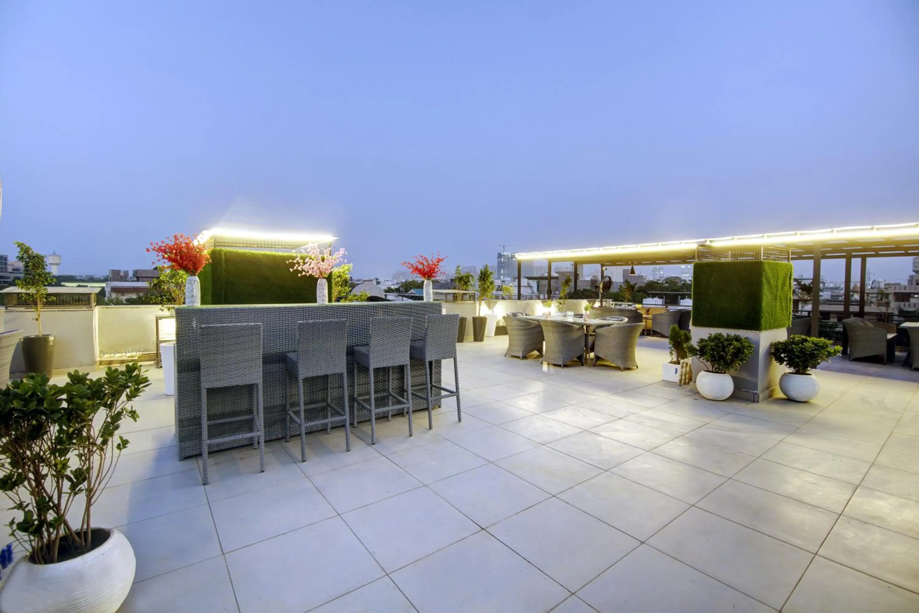 Patio in Saltstayz Premier - Galleria Market Road & Sector 27