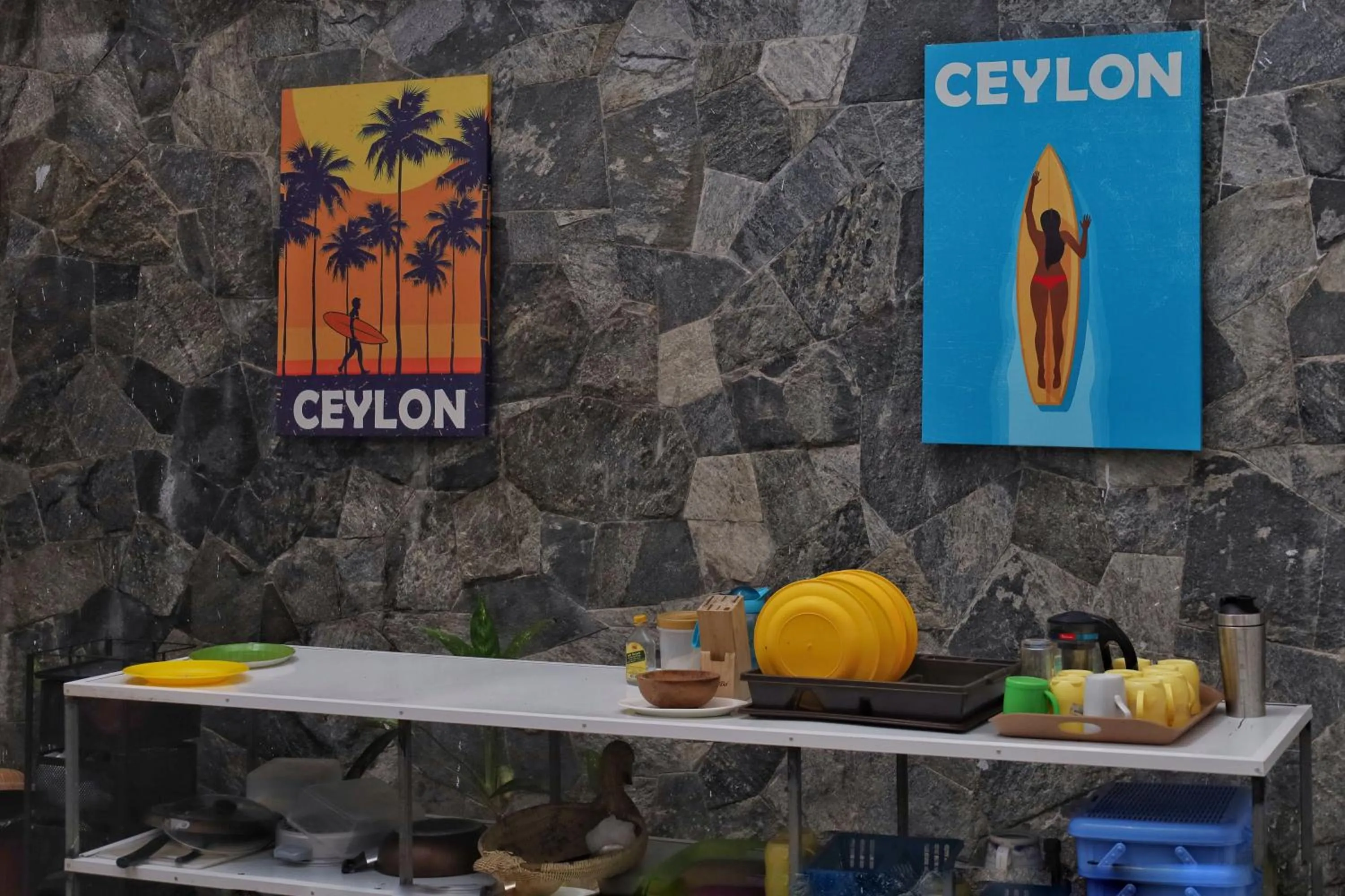 Food and drinks in Wake N Flow, Weligama