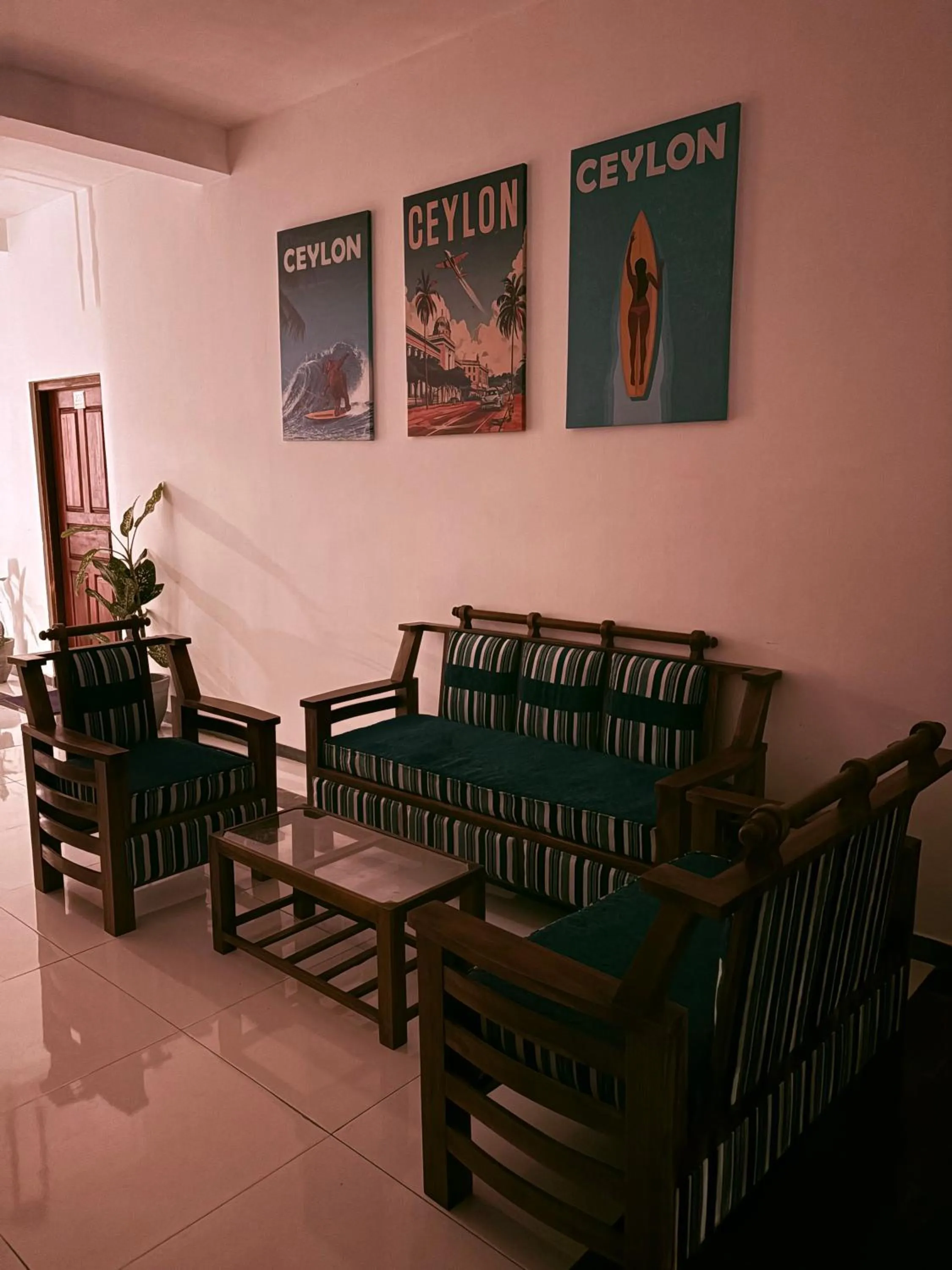 Seating area in Wake N Flow, Weligama