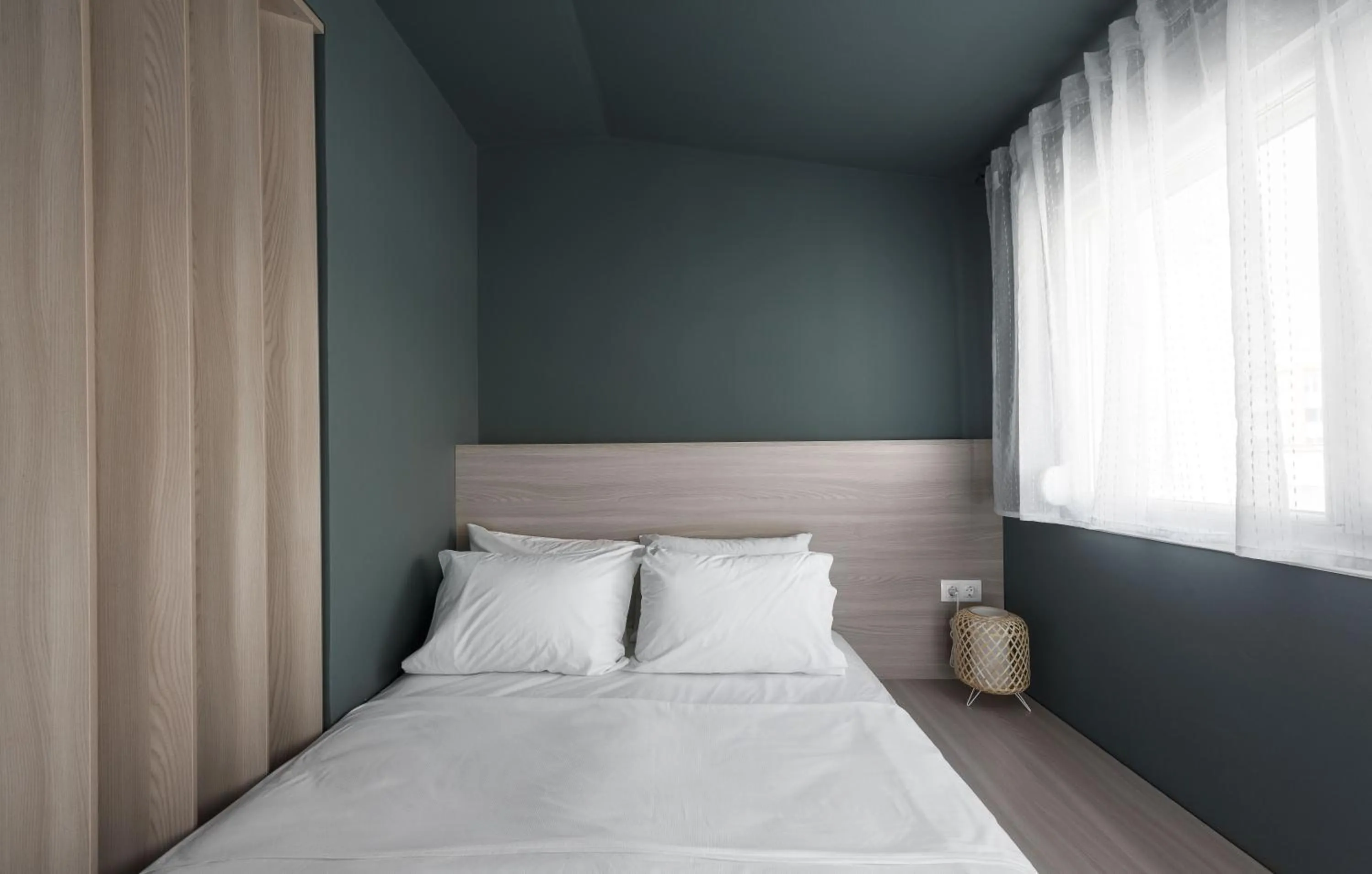 Bedroom in DeniZen Boutique Apartments, Nilie Hospitality MGMT