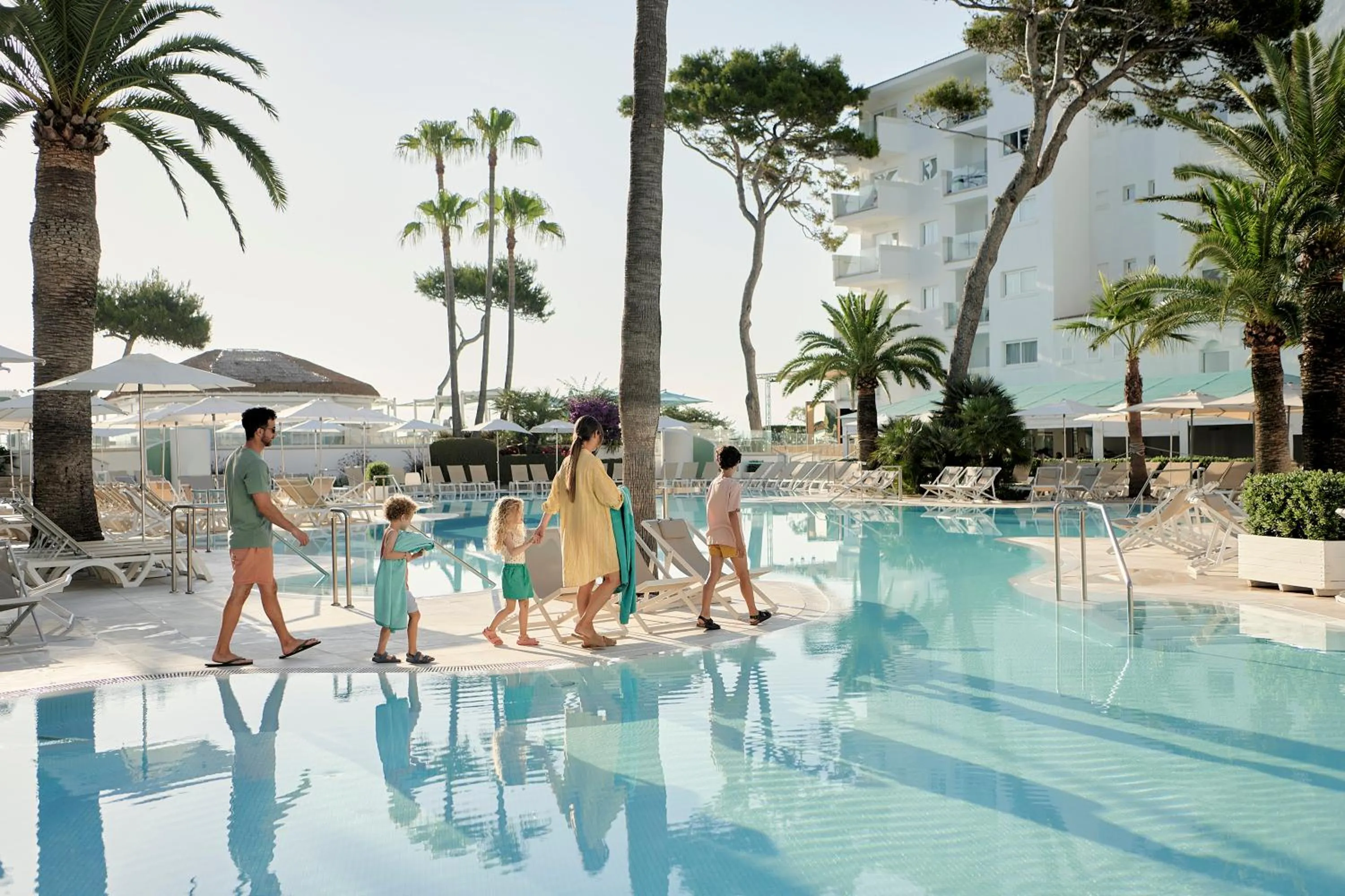 Swimming pool in Iberostar Waves Alcudia Park