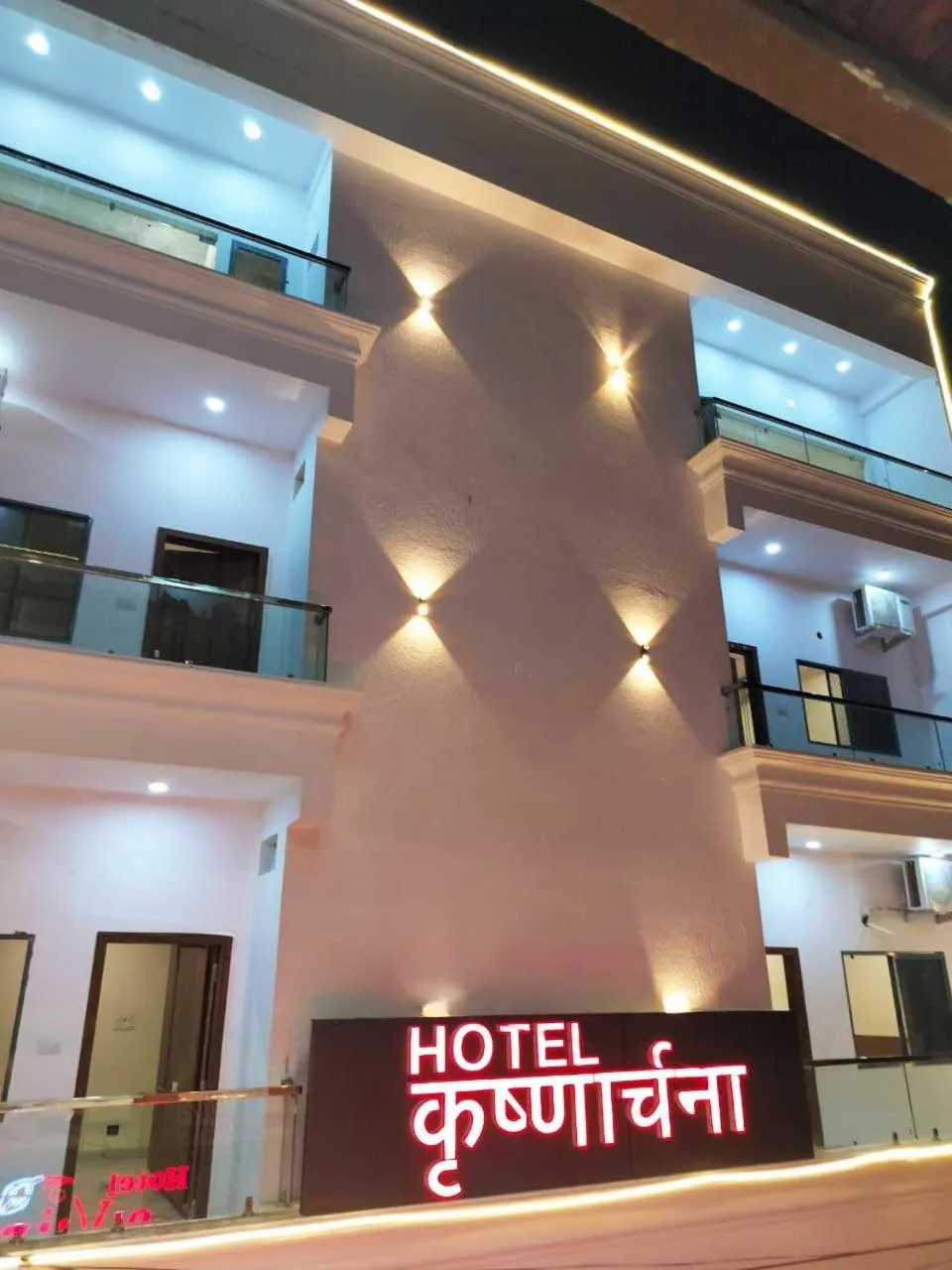 Facade/entrance in Hotel Krishnarchana