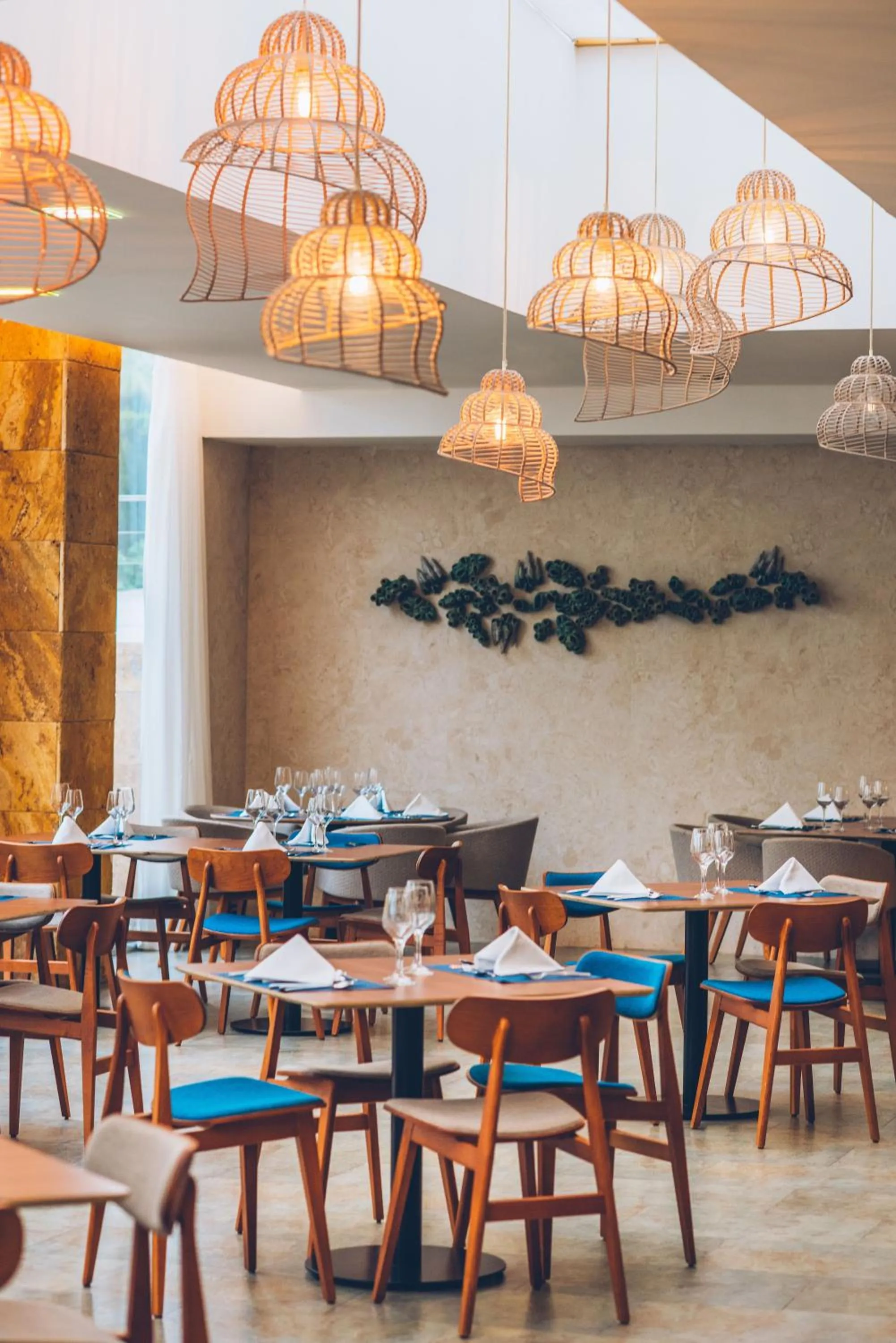 Restaurant/places to eat in Iberostar Selection Playa de Muro Village