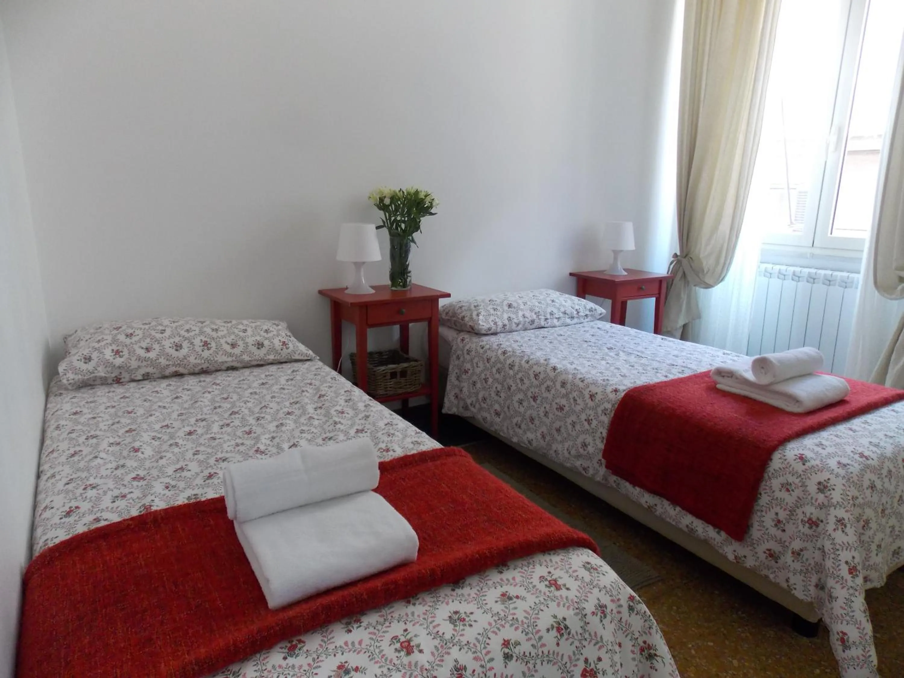 Bedroom, Bed in Tivoli Charming Houses - Domus Aefula and Domus Albula
