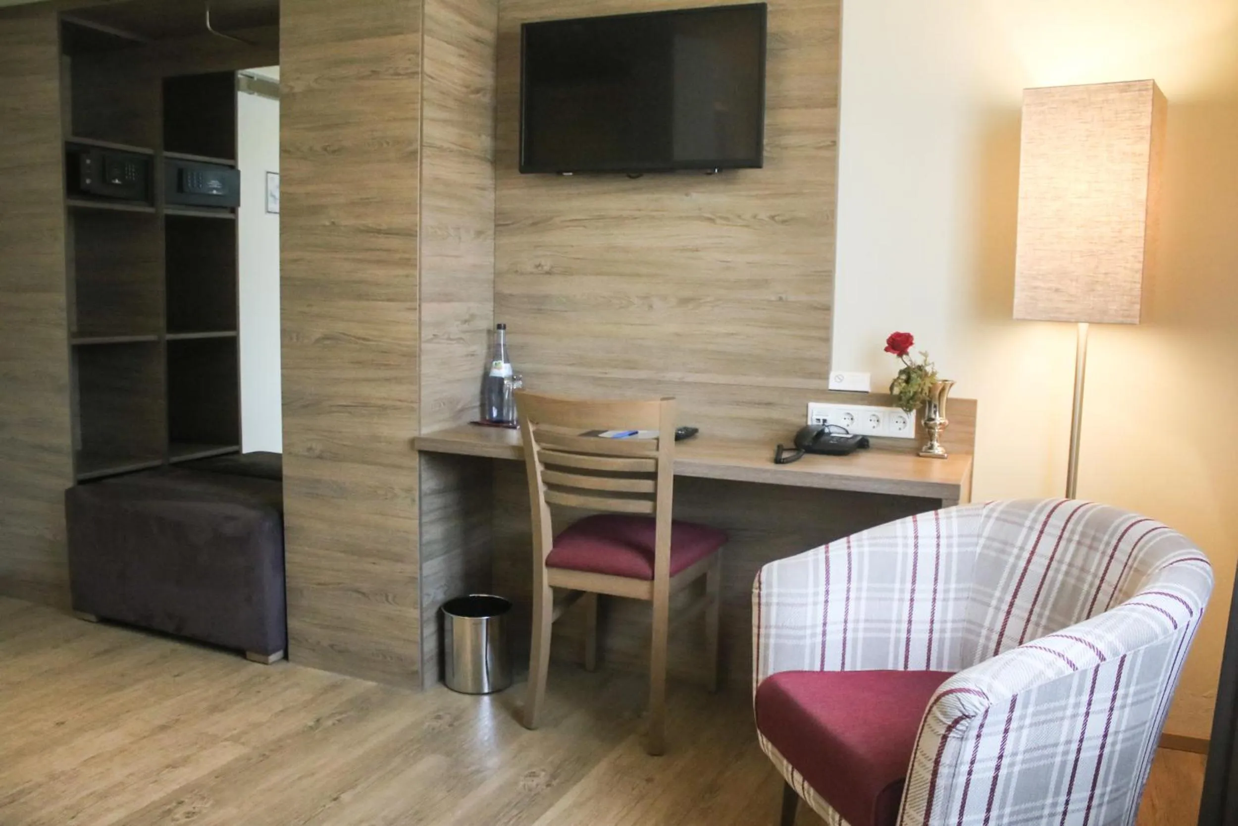 TV and multimedia in Boutique Hotel zur Post