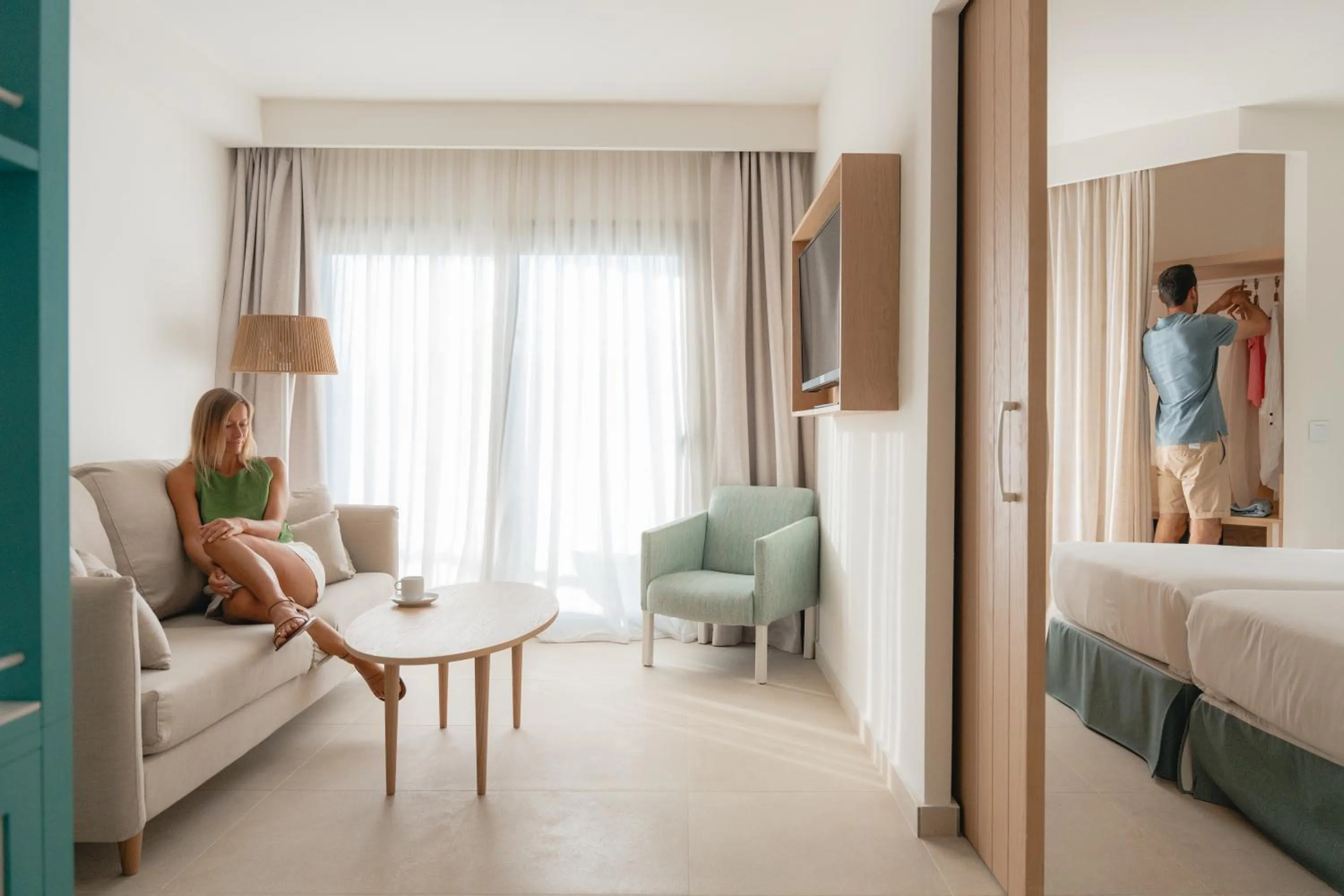 Staff, Bed in Iberostar Selection Albufera Park All Inclusive